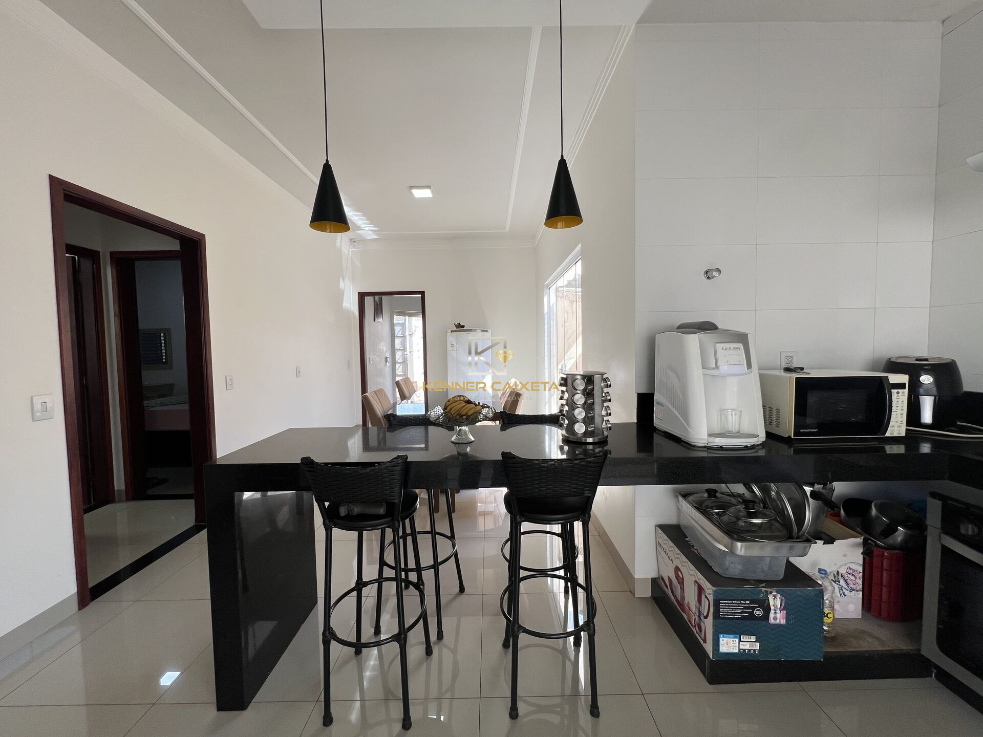 Casa à venda com 2 quartos, 69m² - Foto 10