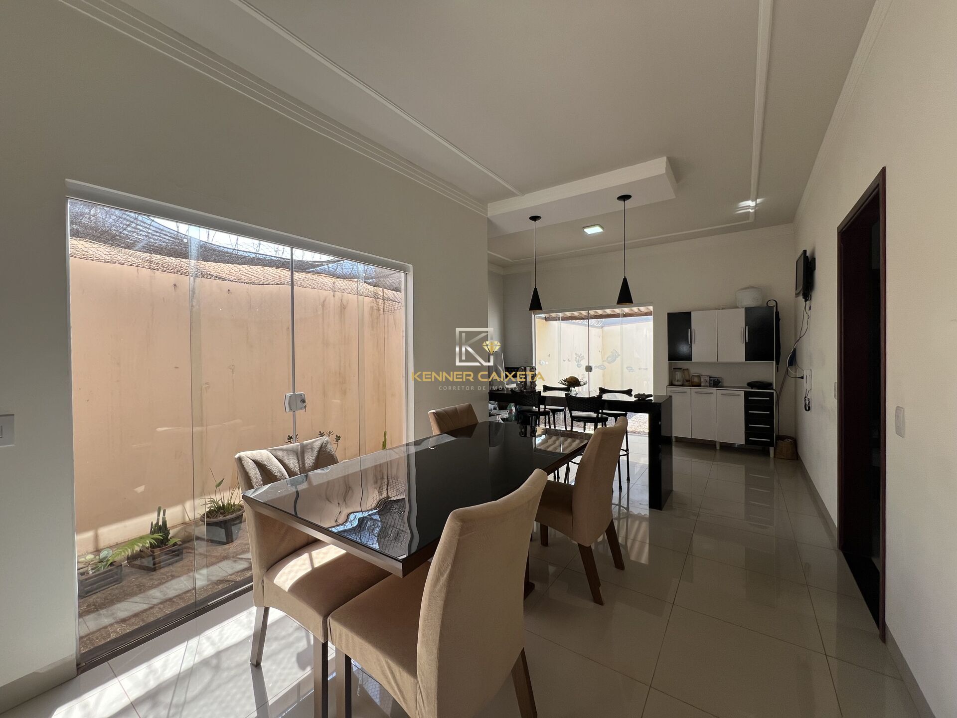 Casa à venda com 2 quartos, 69m² - Foto 5