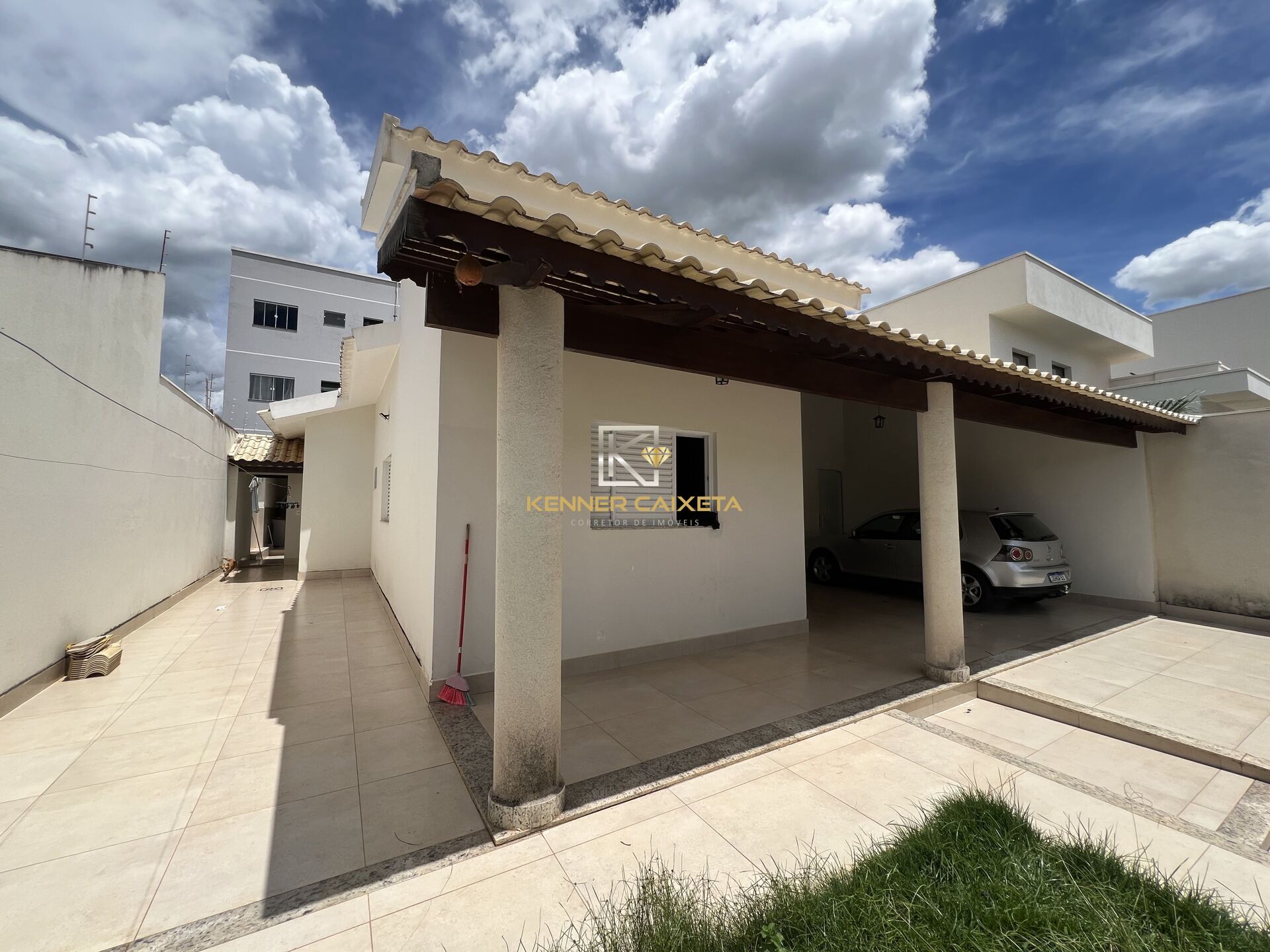 Casa, 3 quartos, 187 m² - Foto 2