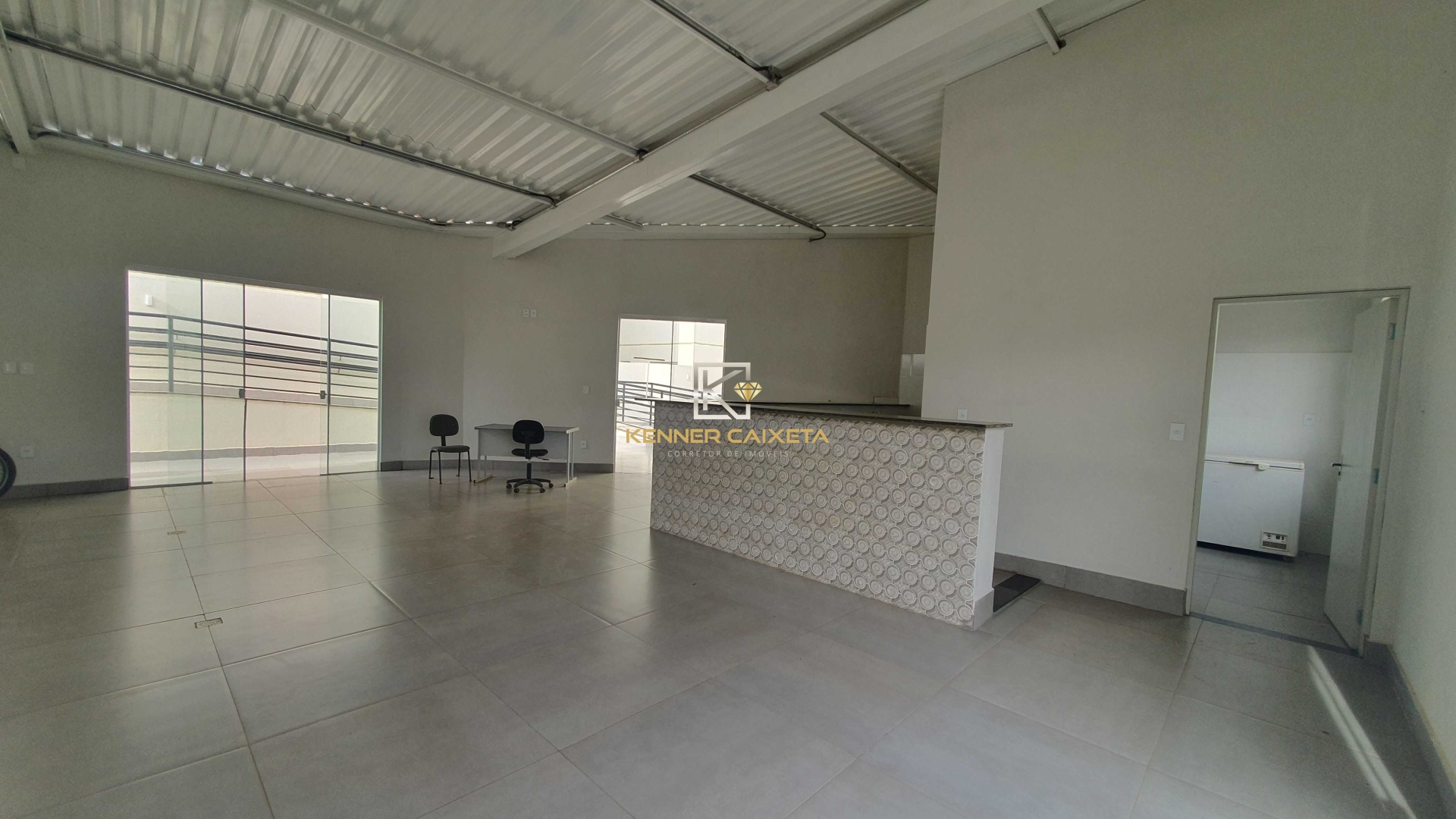 Apartamento à venda com 2 quartos, 42m² - Foto 12