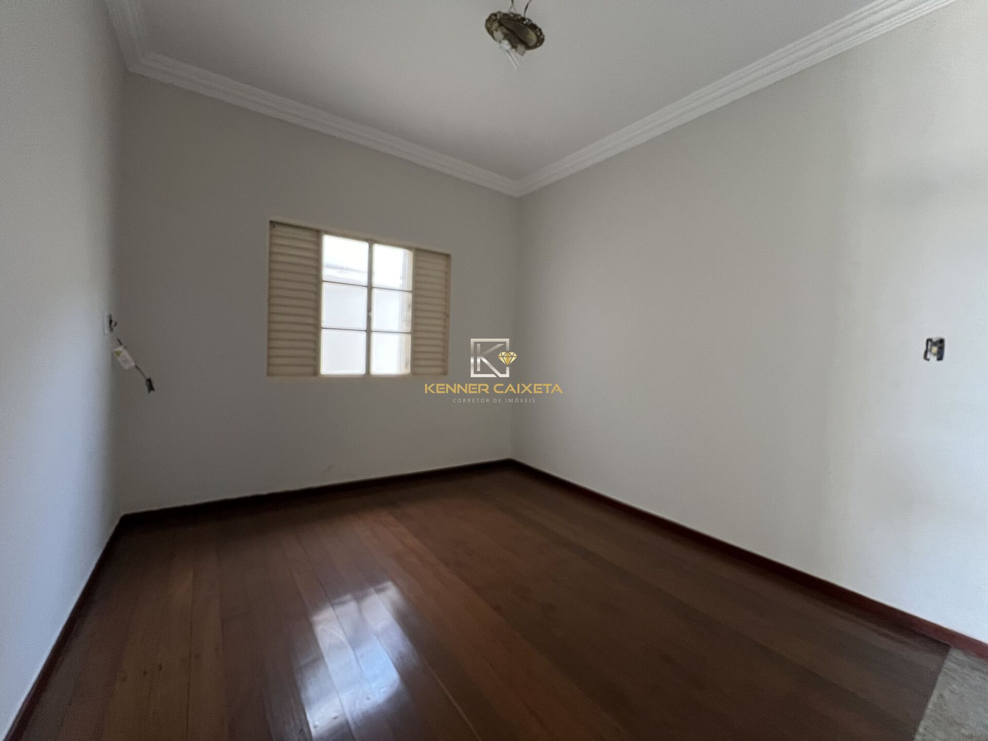 Casa à venda com 4 quartos, 229m² - Foto 14