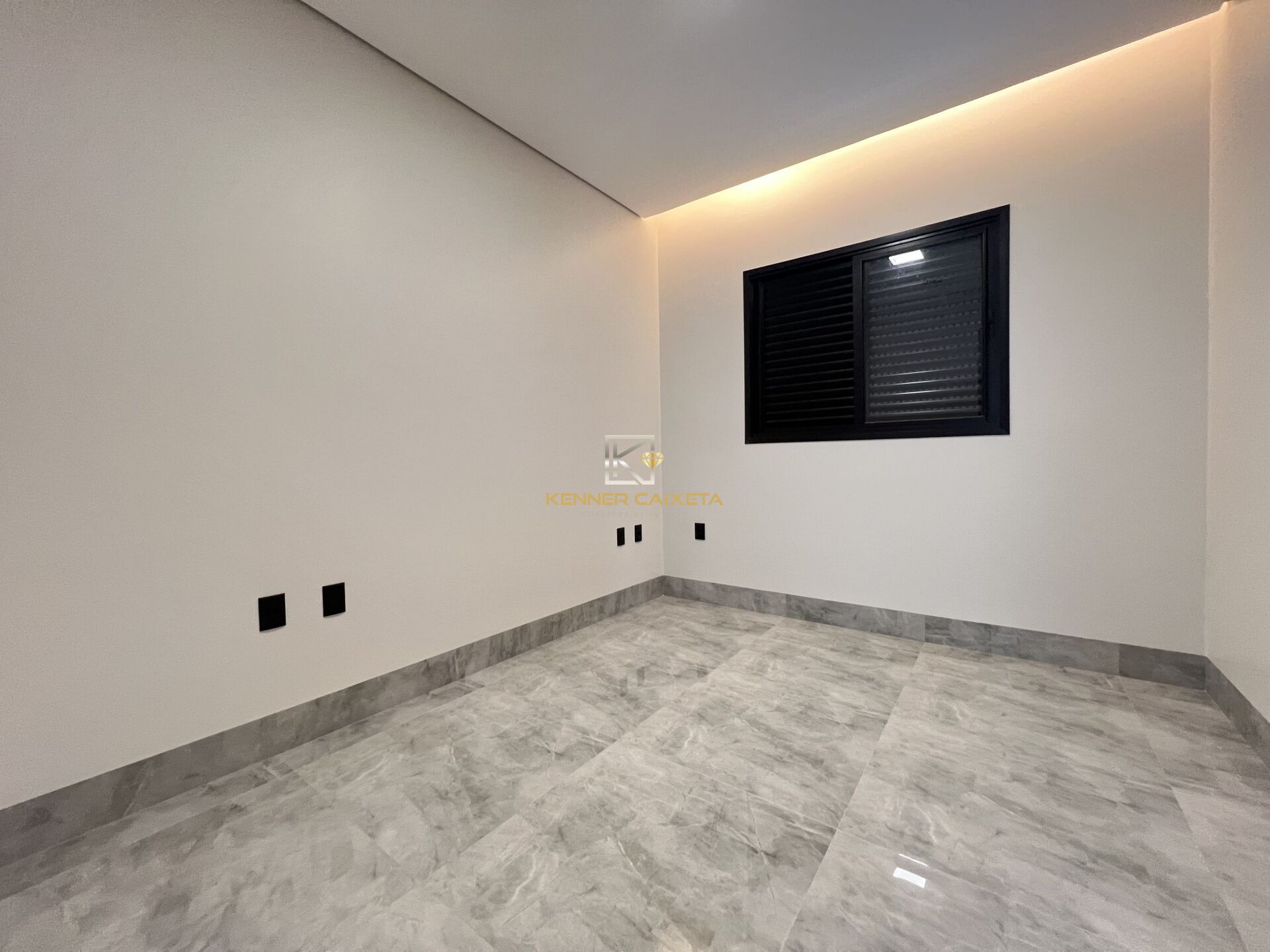 Casa à venda com 3 quartos, 184m² - Foto 12