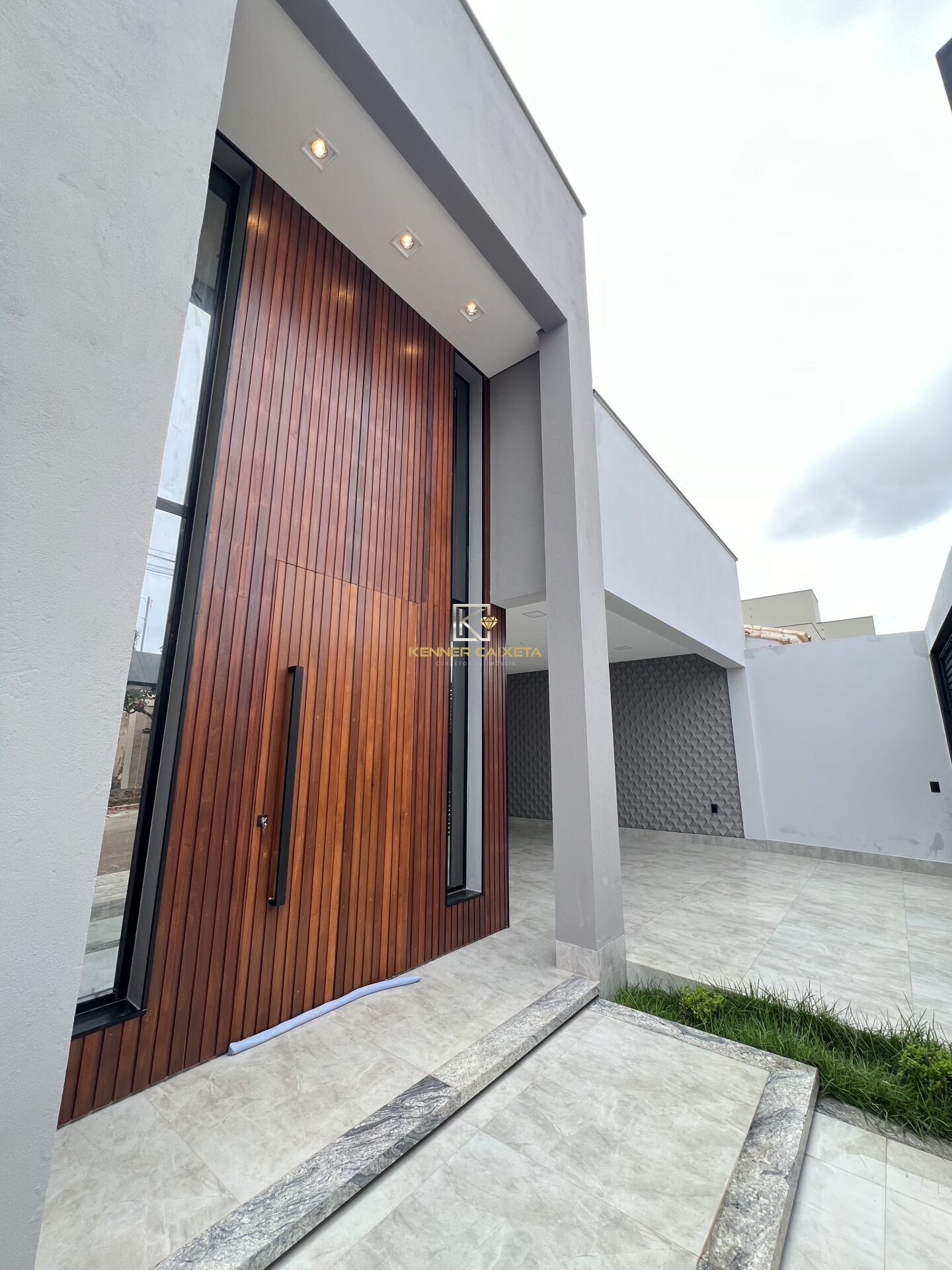 Casa à venda com 3 quartos, 184m² - Foto 3