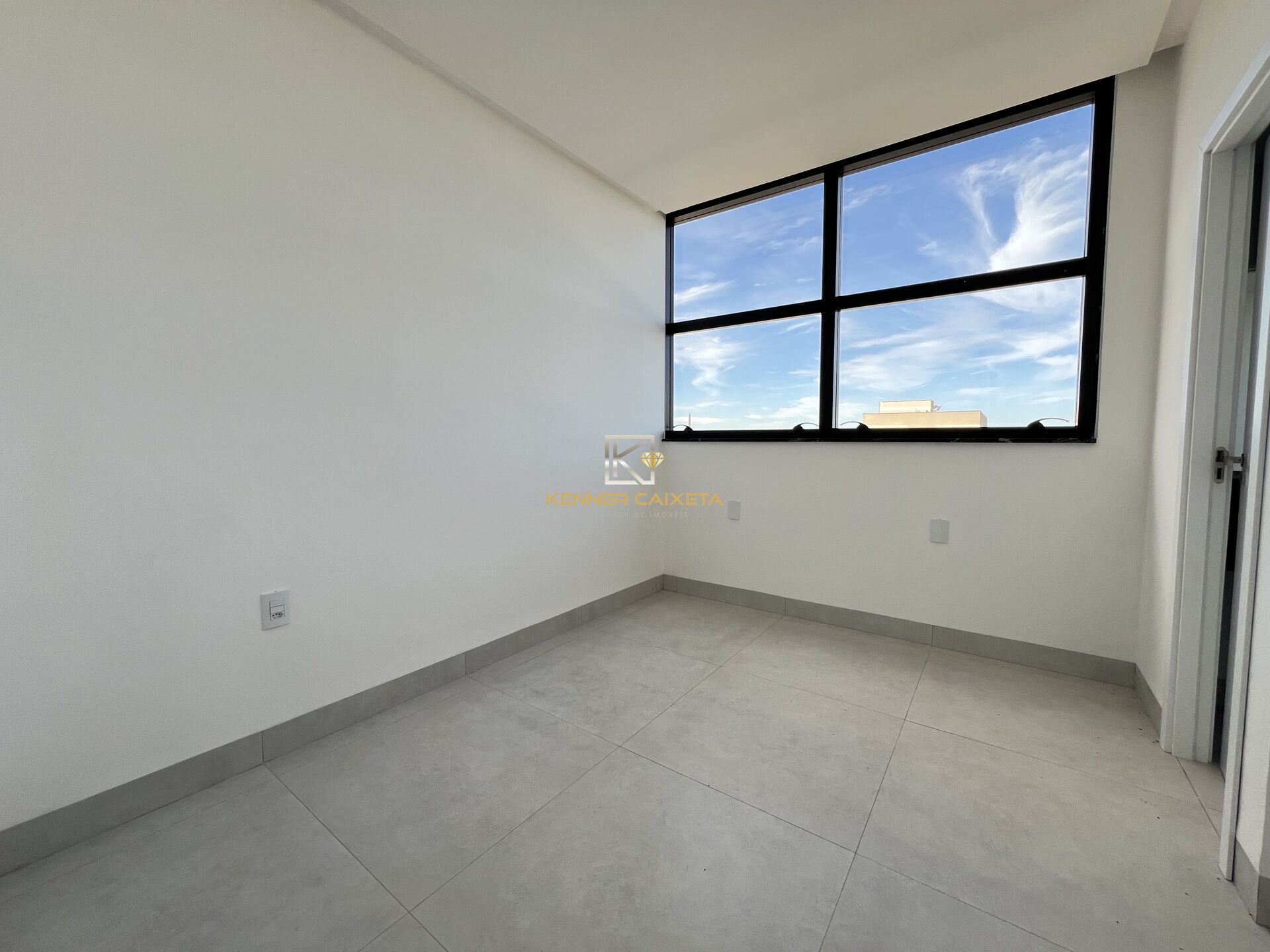 Apartamento à venda com 3 quartos, 107m² - Foto 14