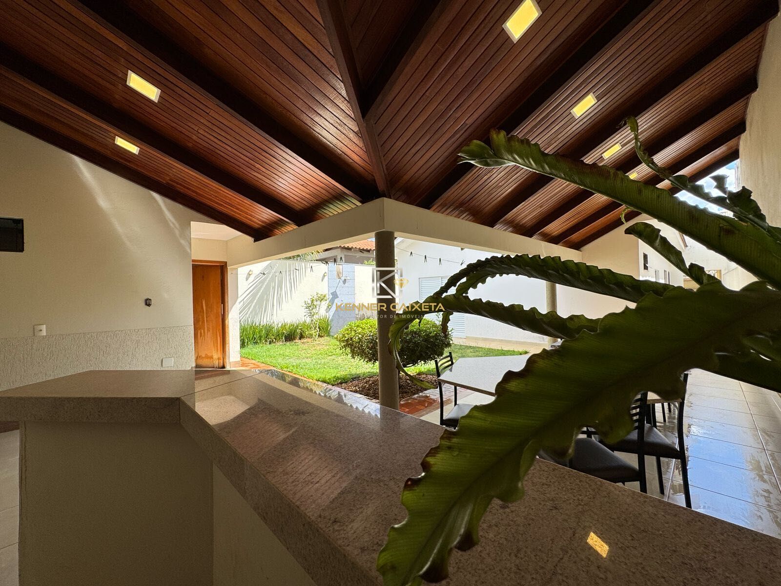 Casa à venda com 3 quartos, 185m² - Foto 16