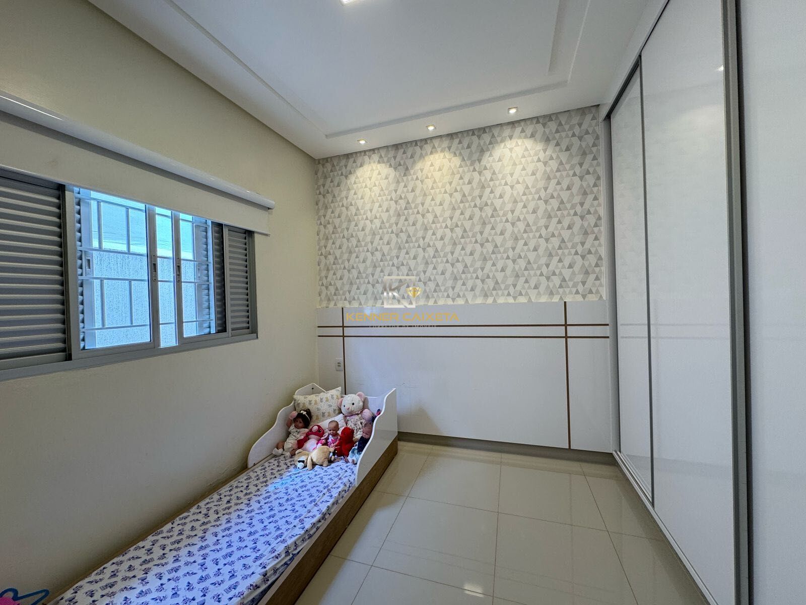 Casa à venda com 3 quartos, 185m² - Foto 5