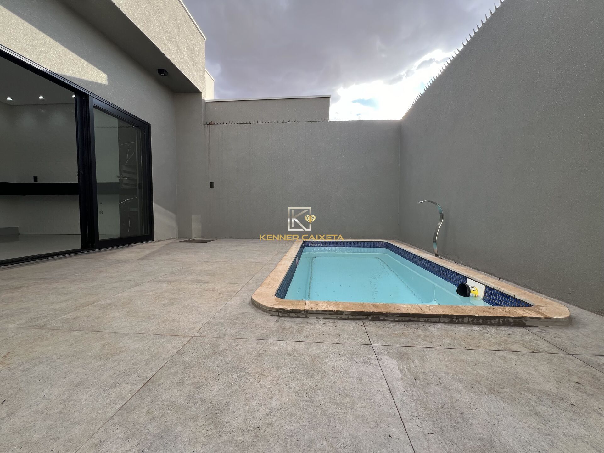 Casa à venda com 3 quartos, 142m² - Foto 13