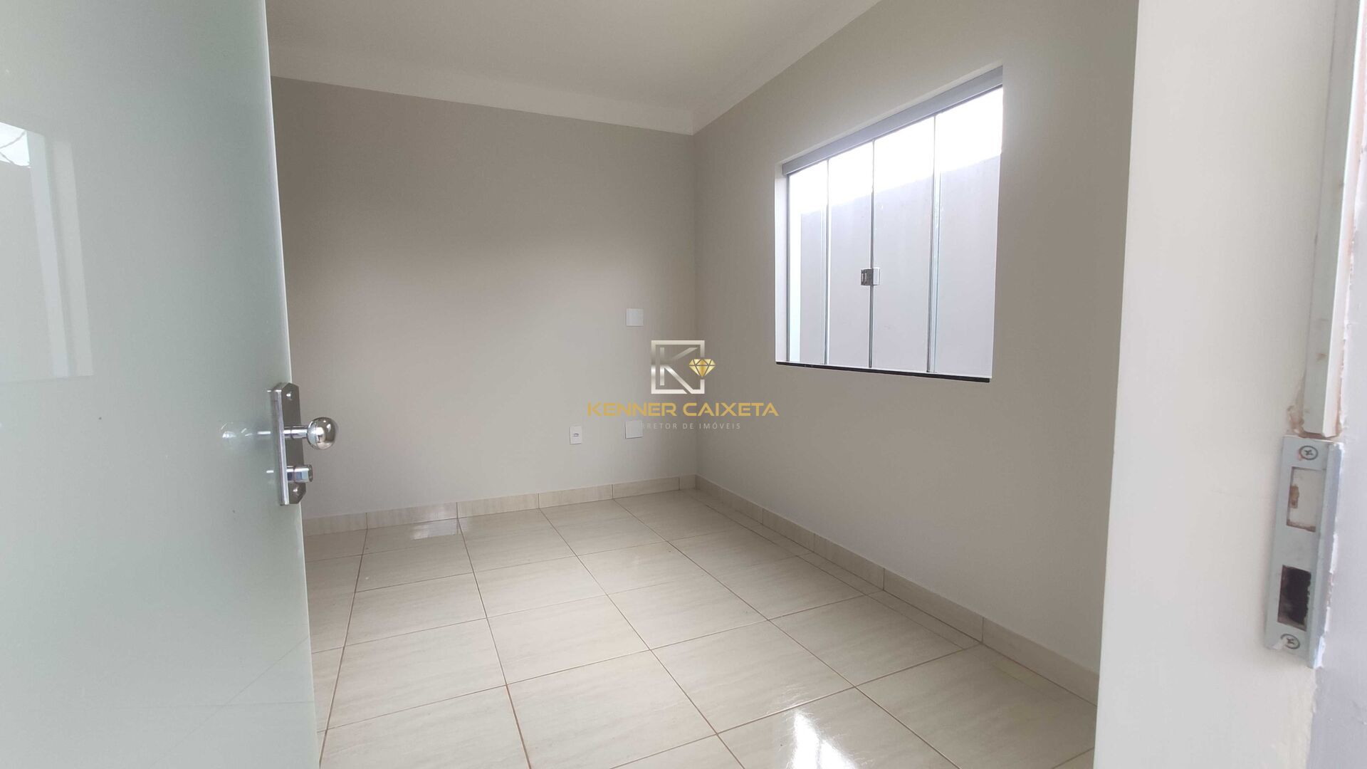 Apartamento à venda com 3 quartos, 187m² - Foto 5