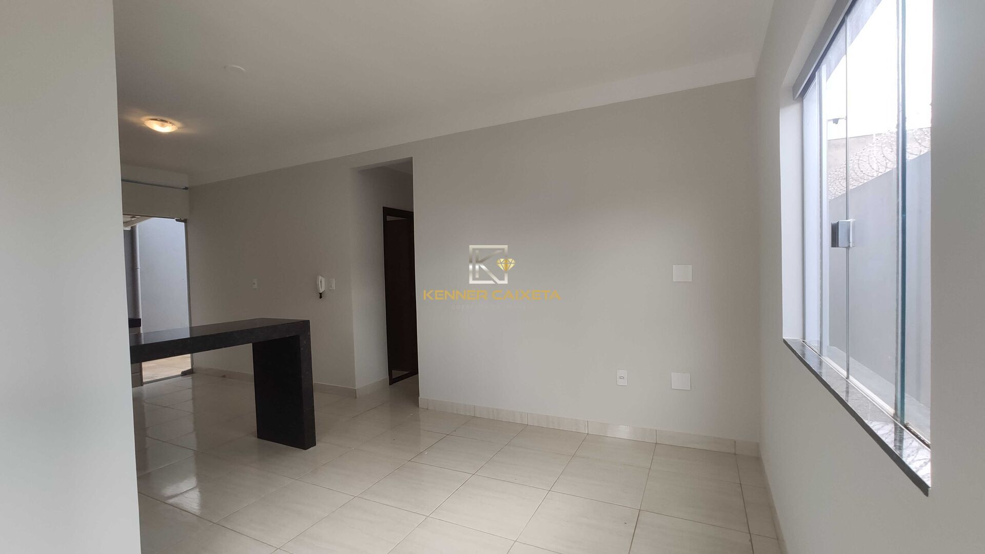 Apartamento à venda com 3 quartos, 187m² - Foto 4