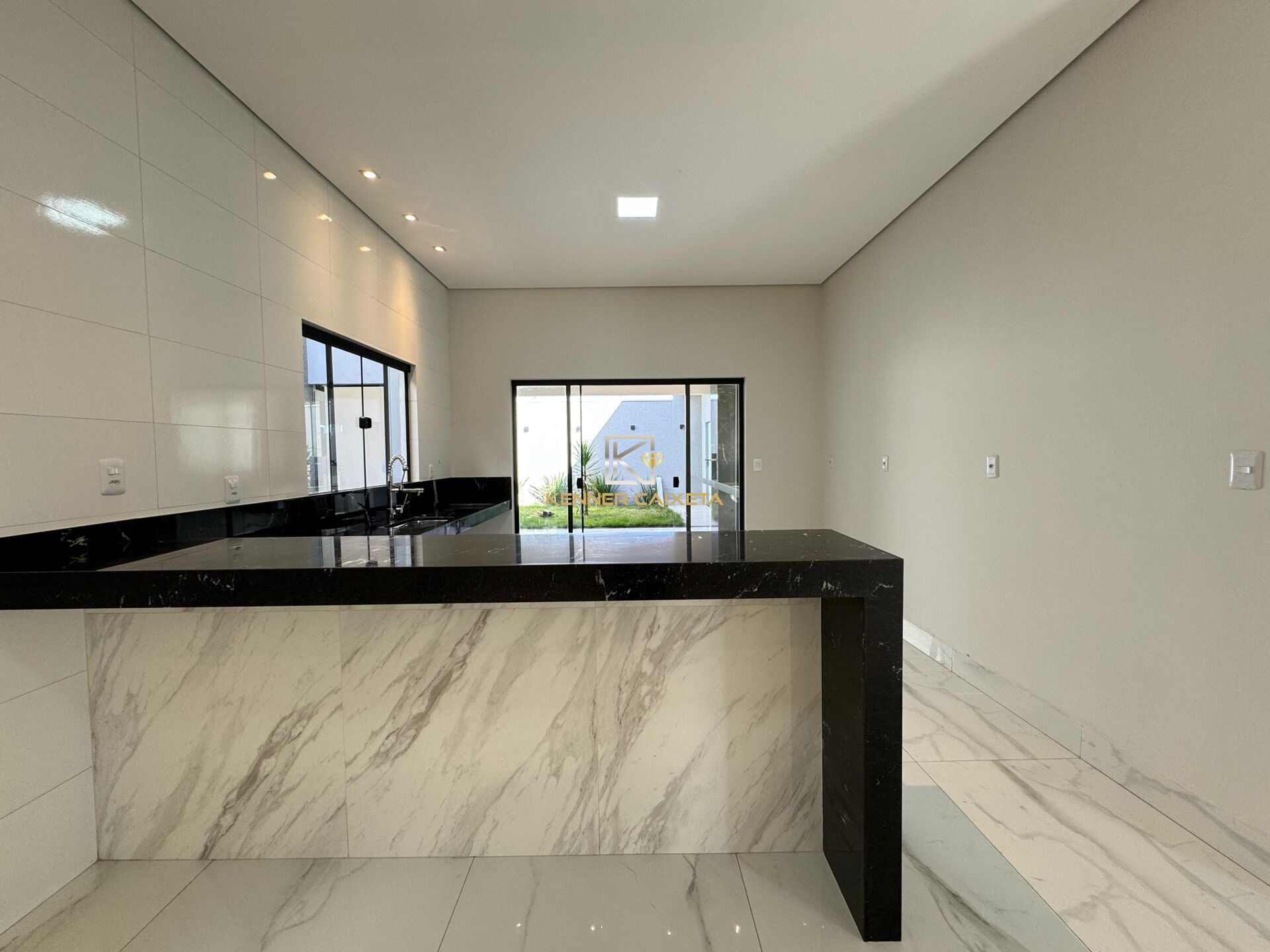 Casa à venda com 3 quartos, 170m² - Foto 6