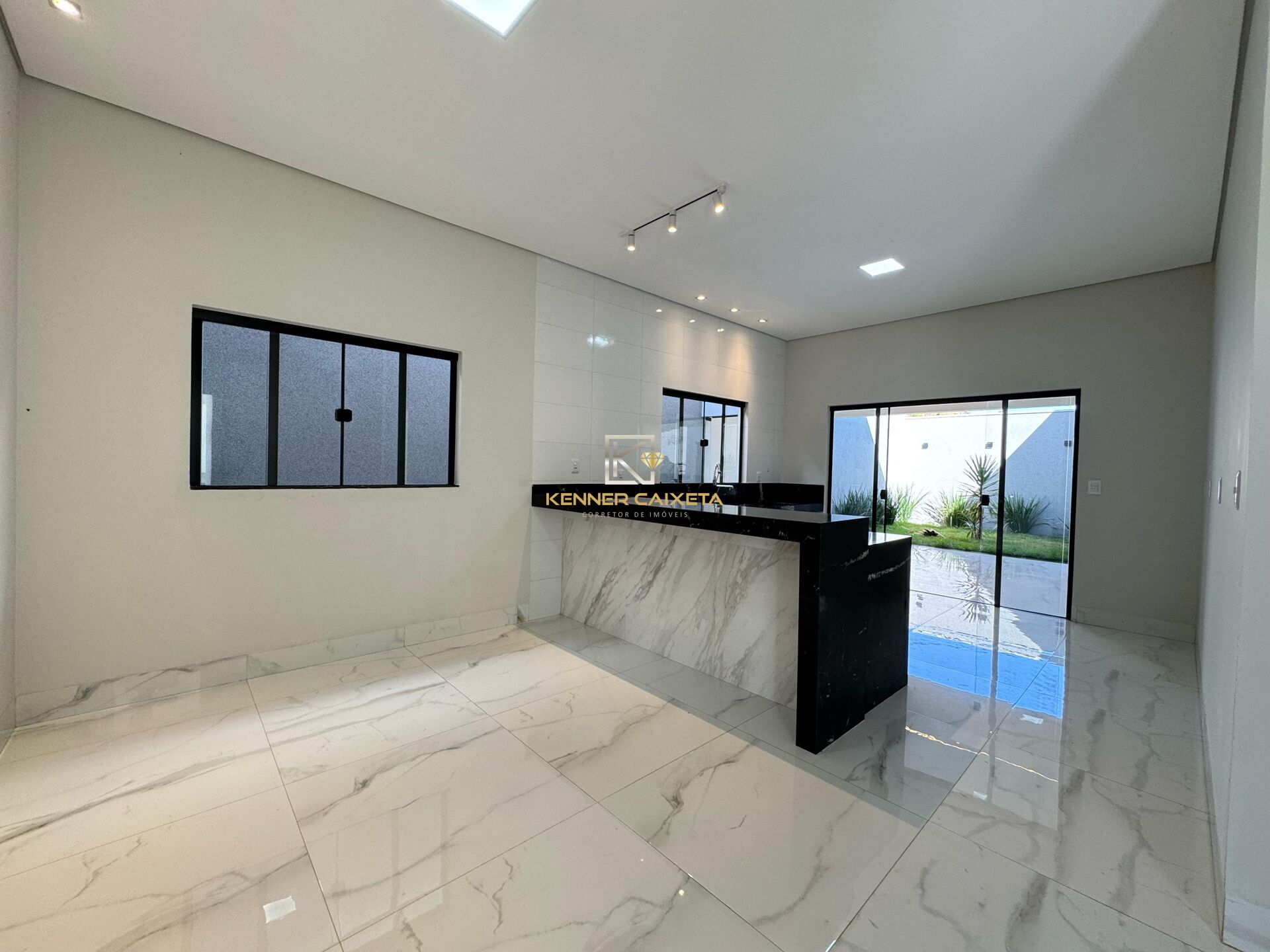 Casa à venda com 3 quartos, 170m² - Foto 7