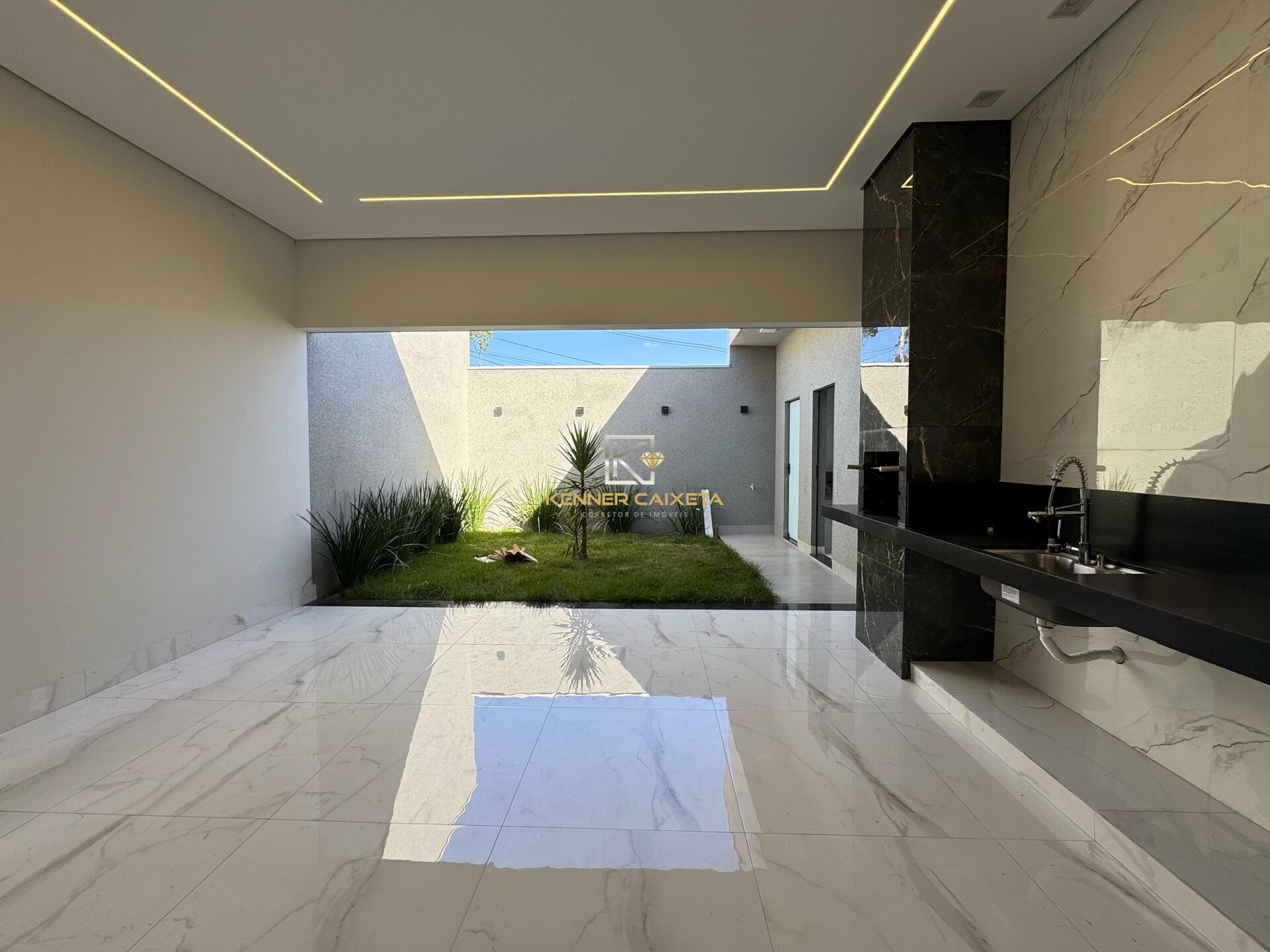 Casa à venda com 3 quartos, 170m² - Foto 16