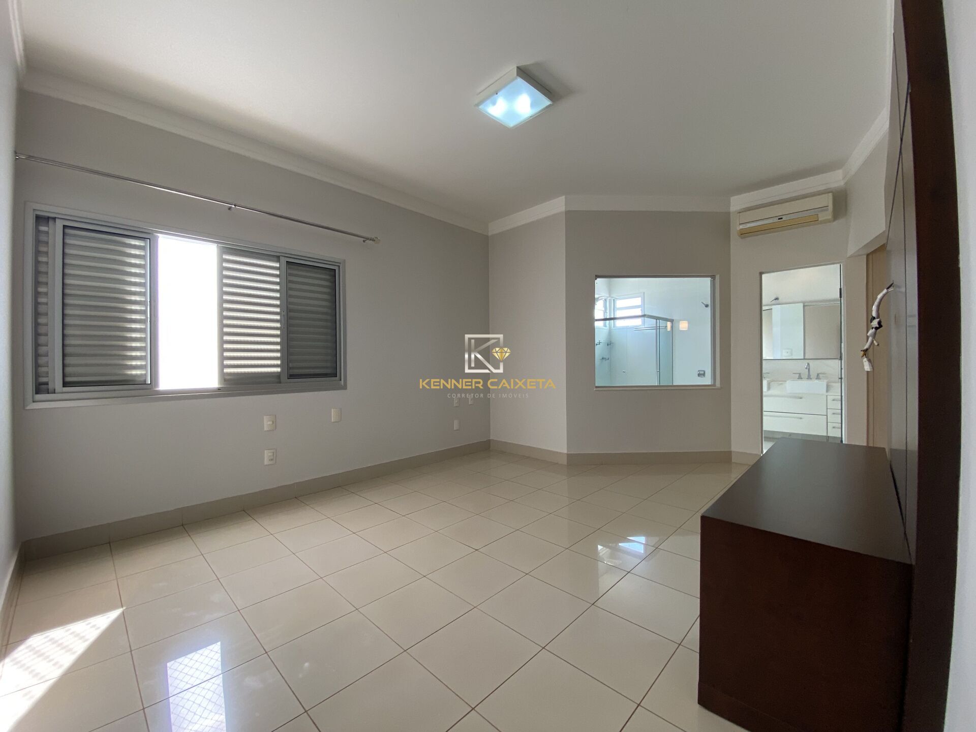 Casa à venda com 3 quartos, 350m² - Foto 11