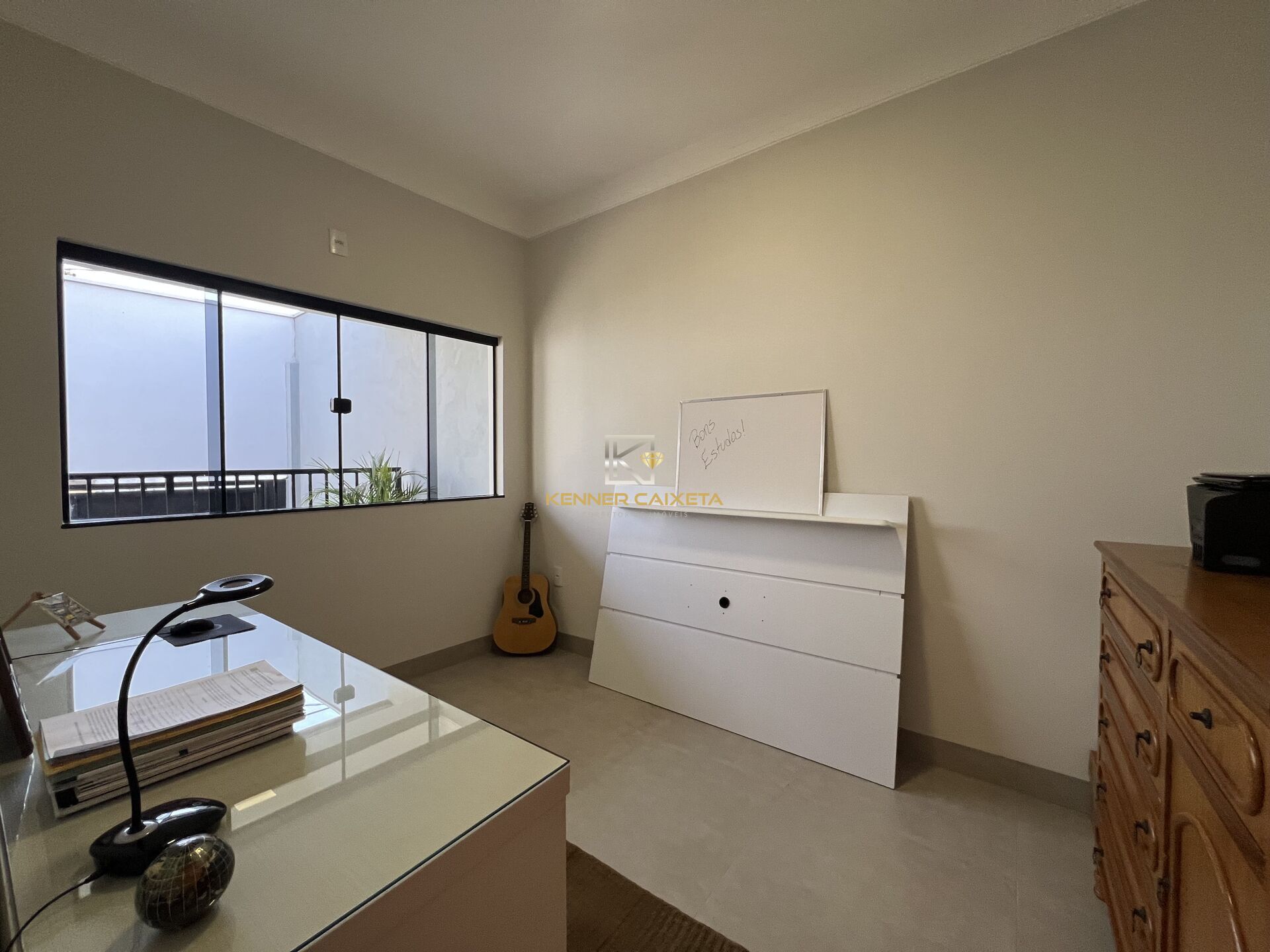 Casa à venda com 5 quartos, 300m² - Foto 4