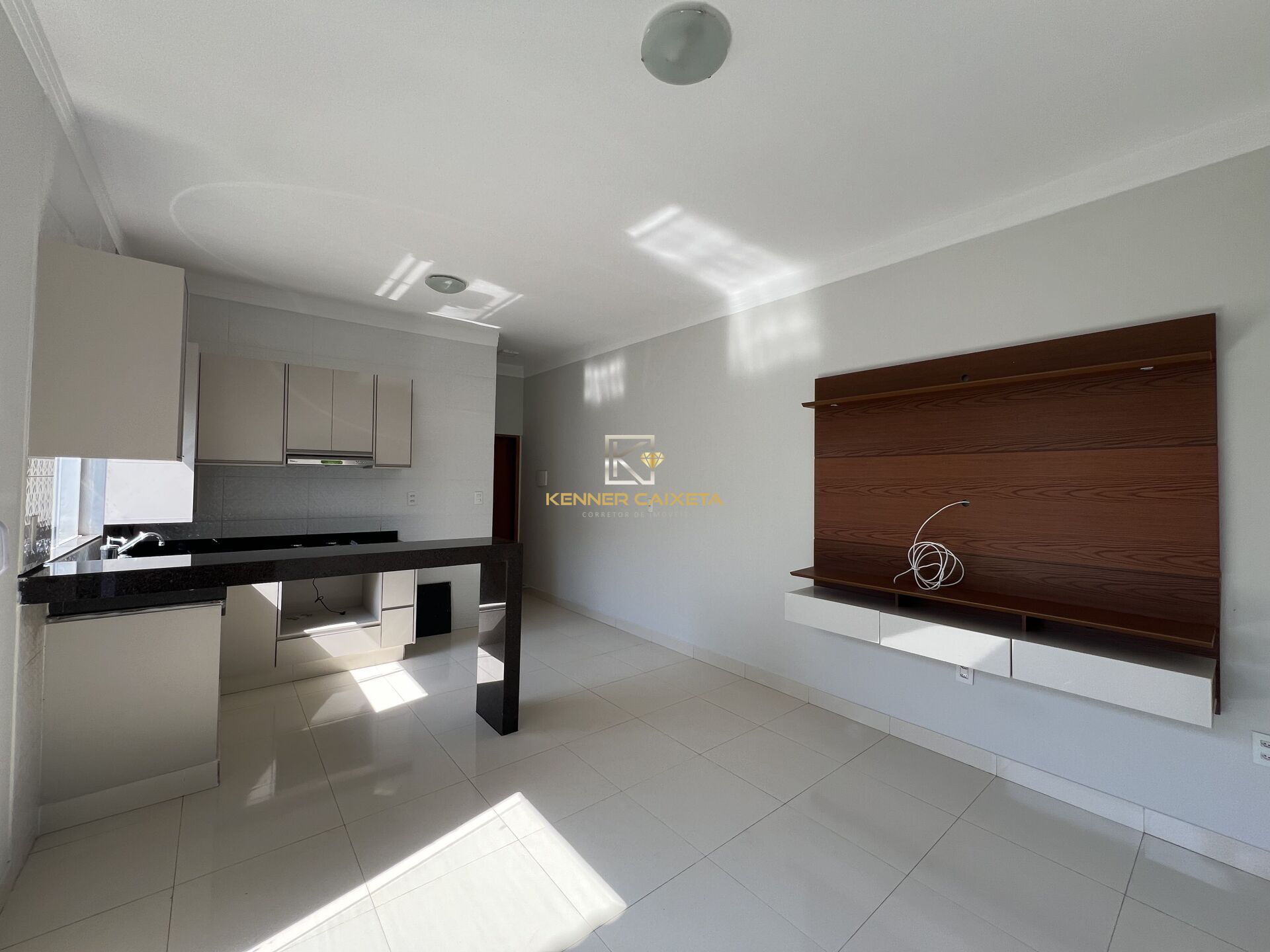 Casa à venda com 5 quartos, 300m² - Foto 32