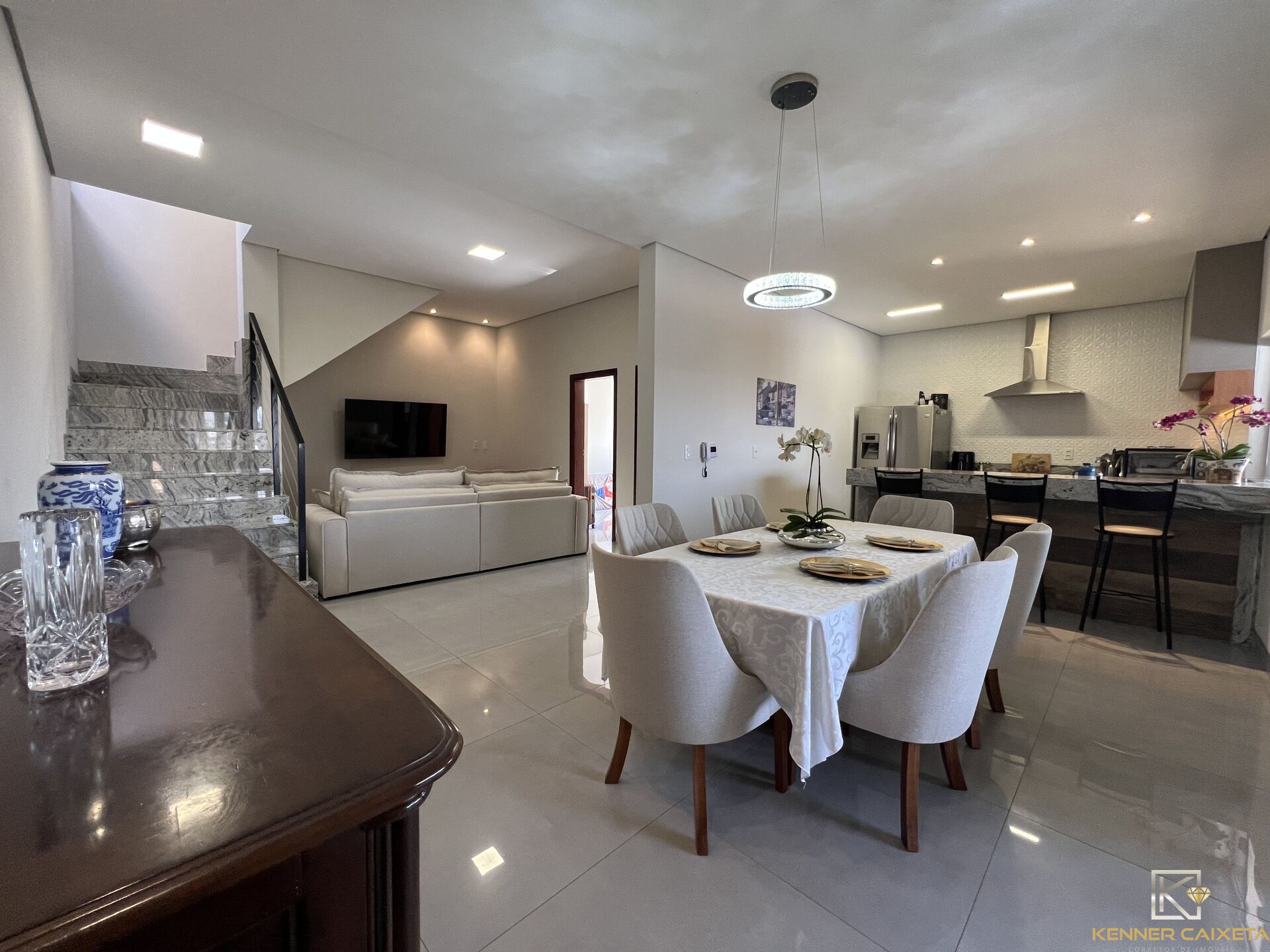 Casa, 5 quartos, 300 m² - Foto 19