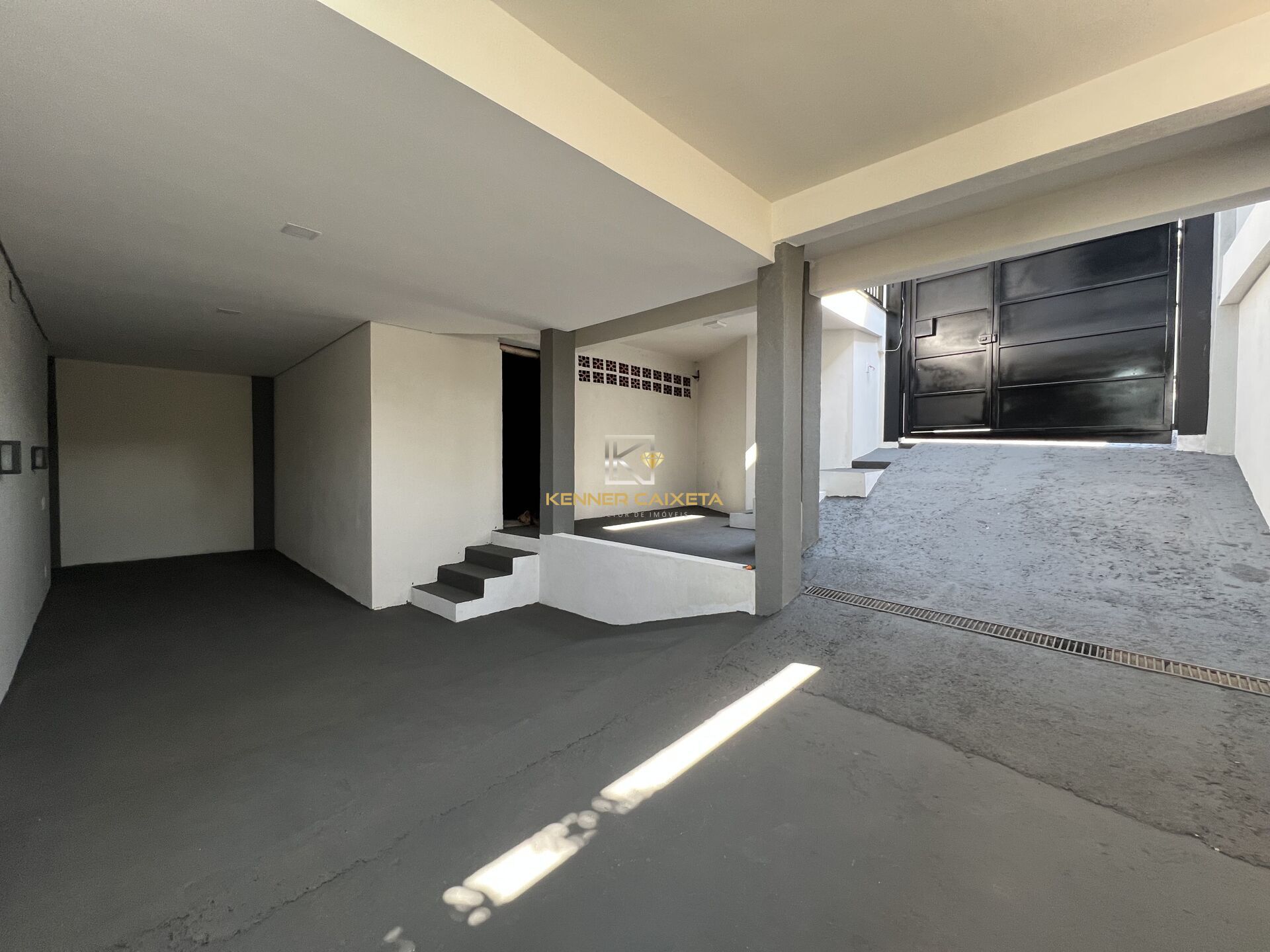 Casa à venda com 5 quartos, 300m² - Foto 26
