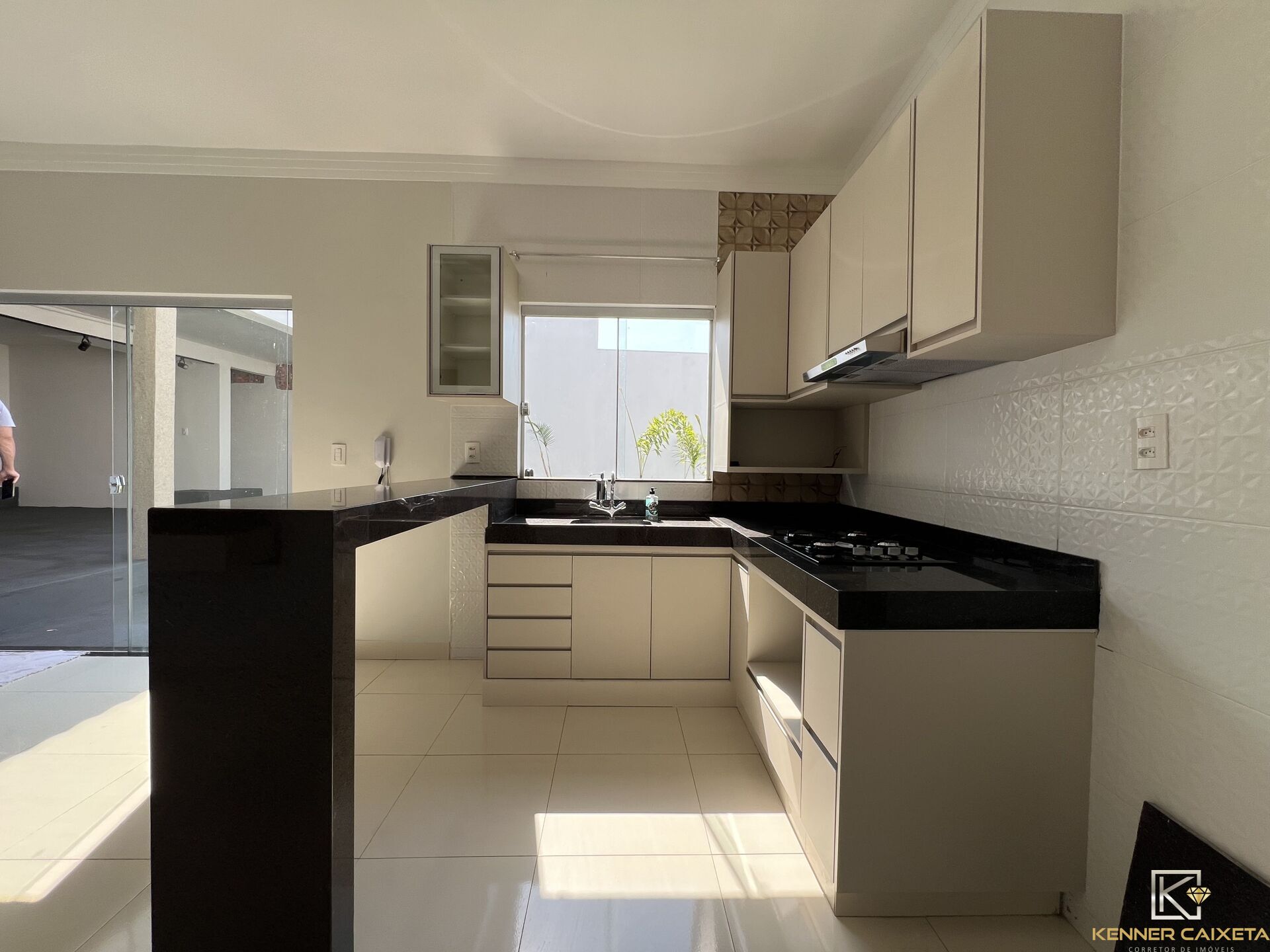 Casa, 5 quartos, 300 m² - Foto 31