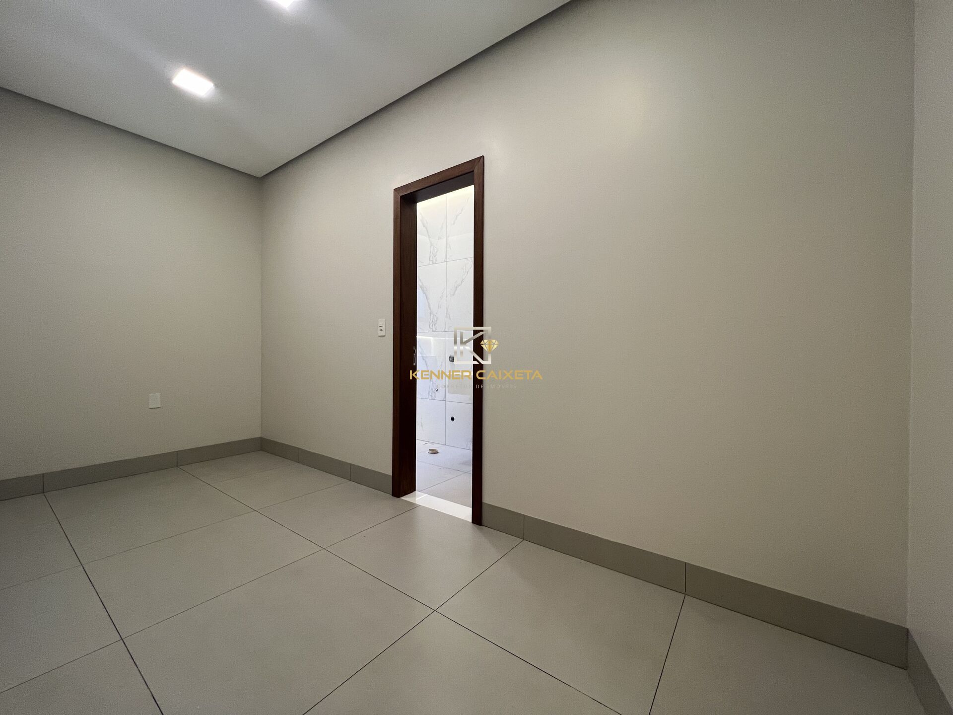 Casa à venda com 3 quartos, 200m² - Foto 15