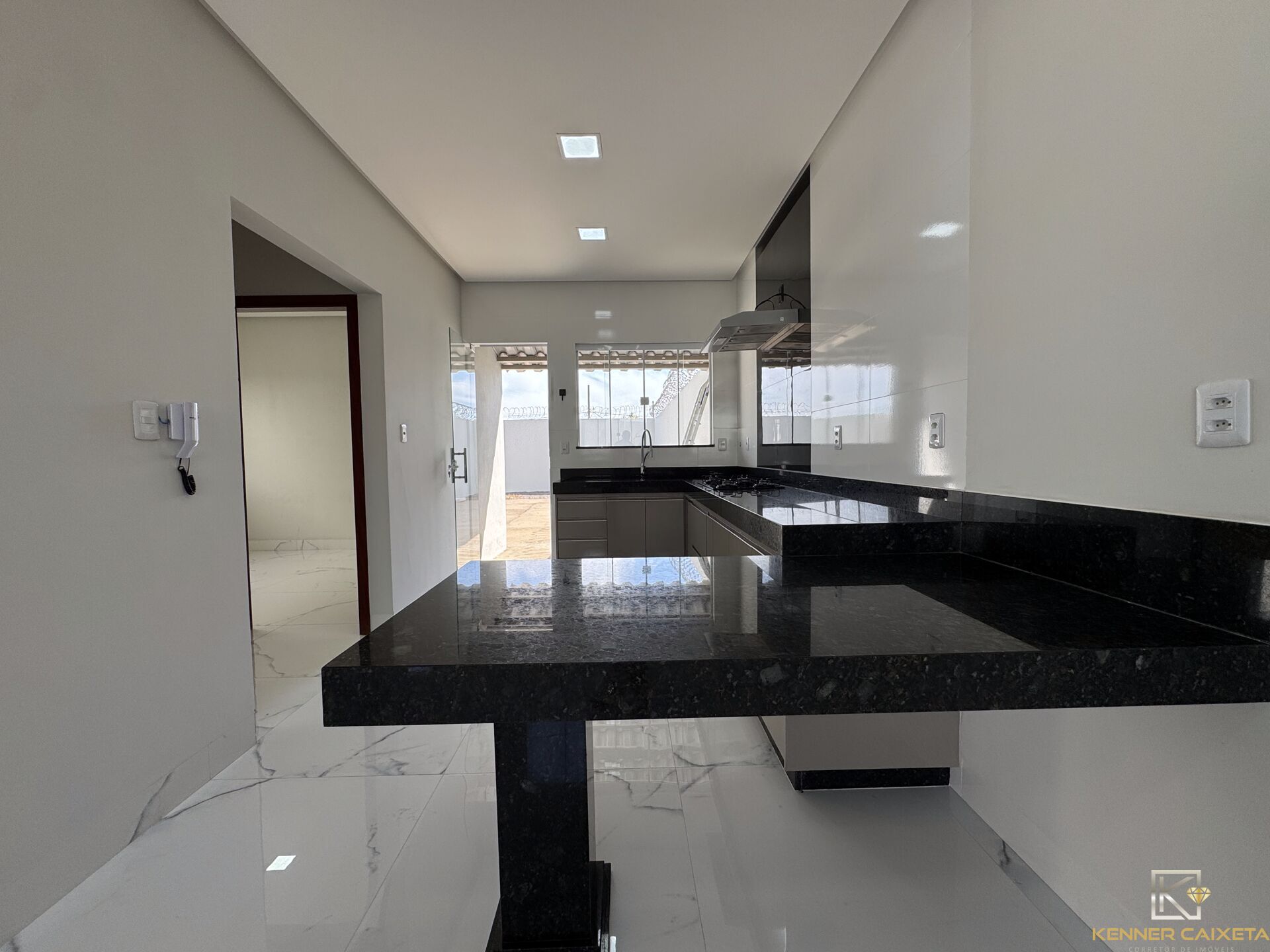 Casa, 2 quartos, 75 m² - Foto 2