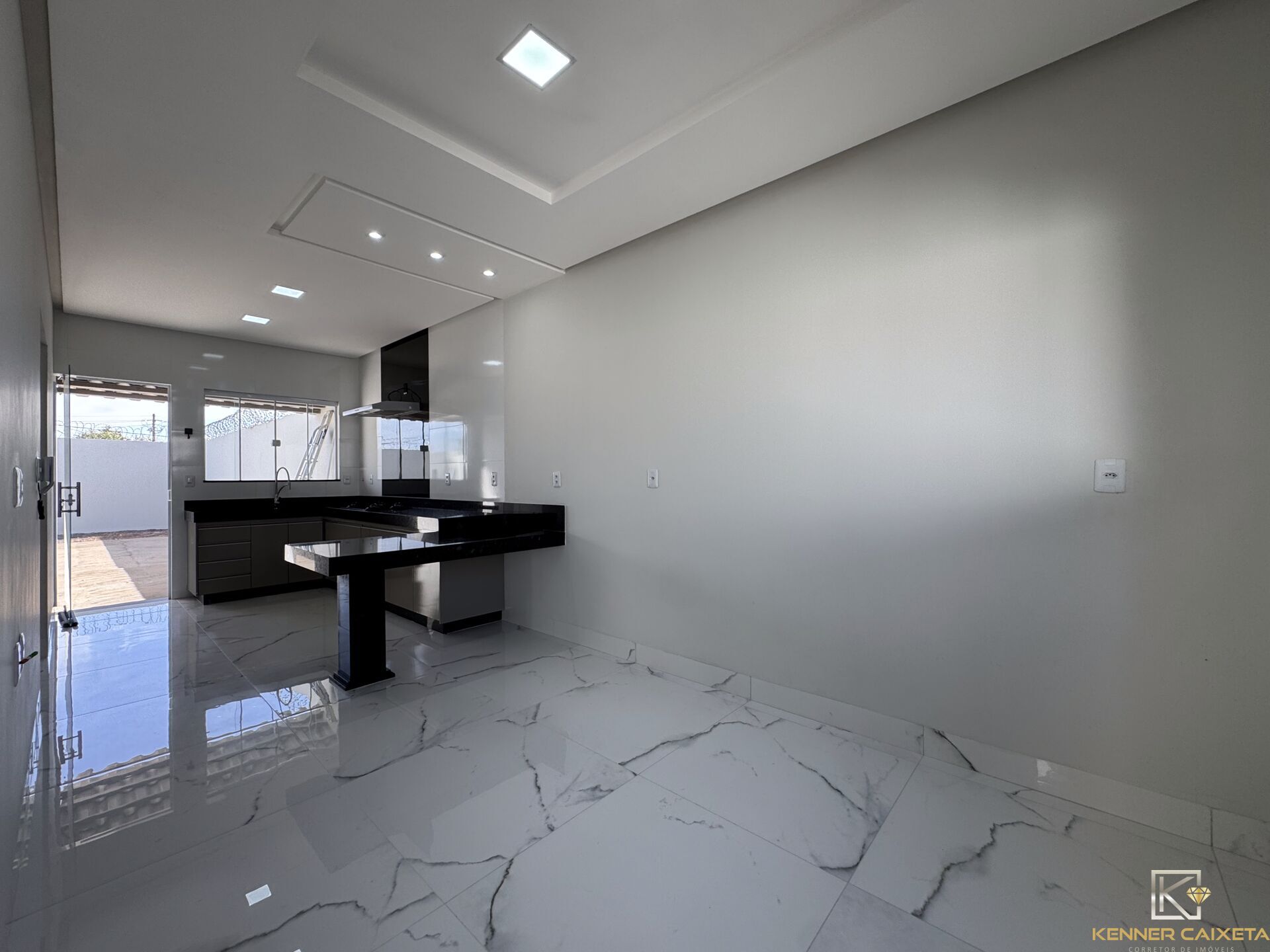 Casa, 2 quartos, 75 m² - Foto 1