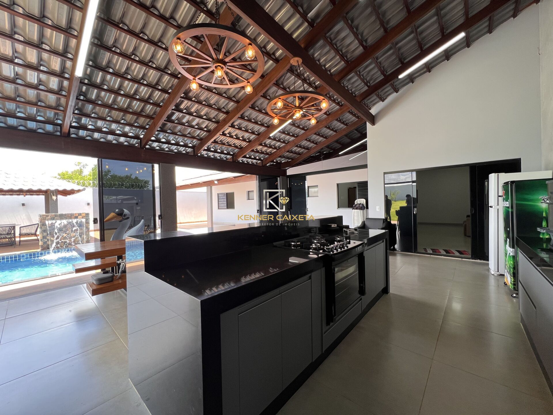 Fazenda à venda com 3 quartos, 1067m² - Foto 13