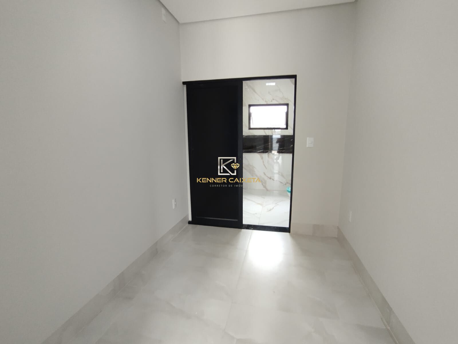 Casa à venda com 3 quartos, 180m² - Foto 10