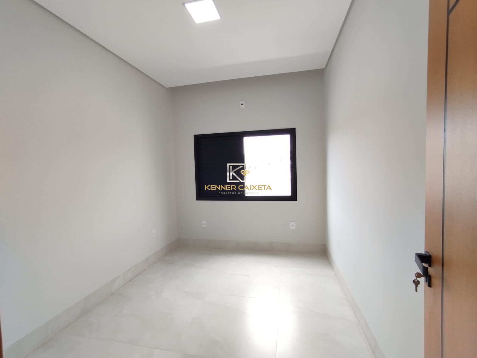 Casa à venda com 3 quartos, 180m² - Foto 8