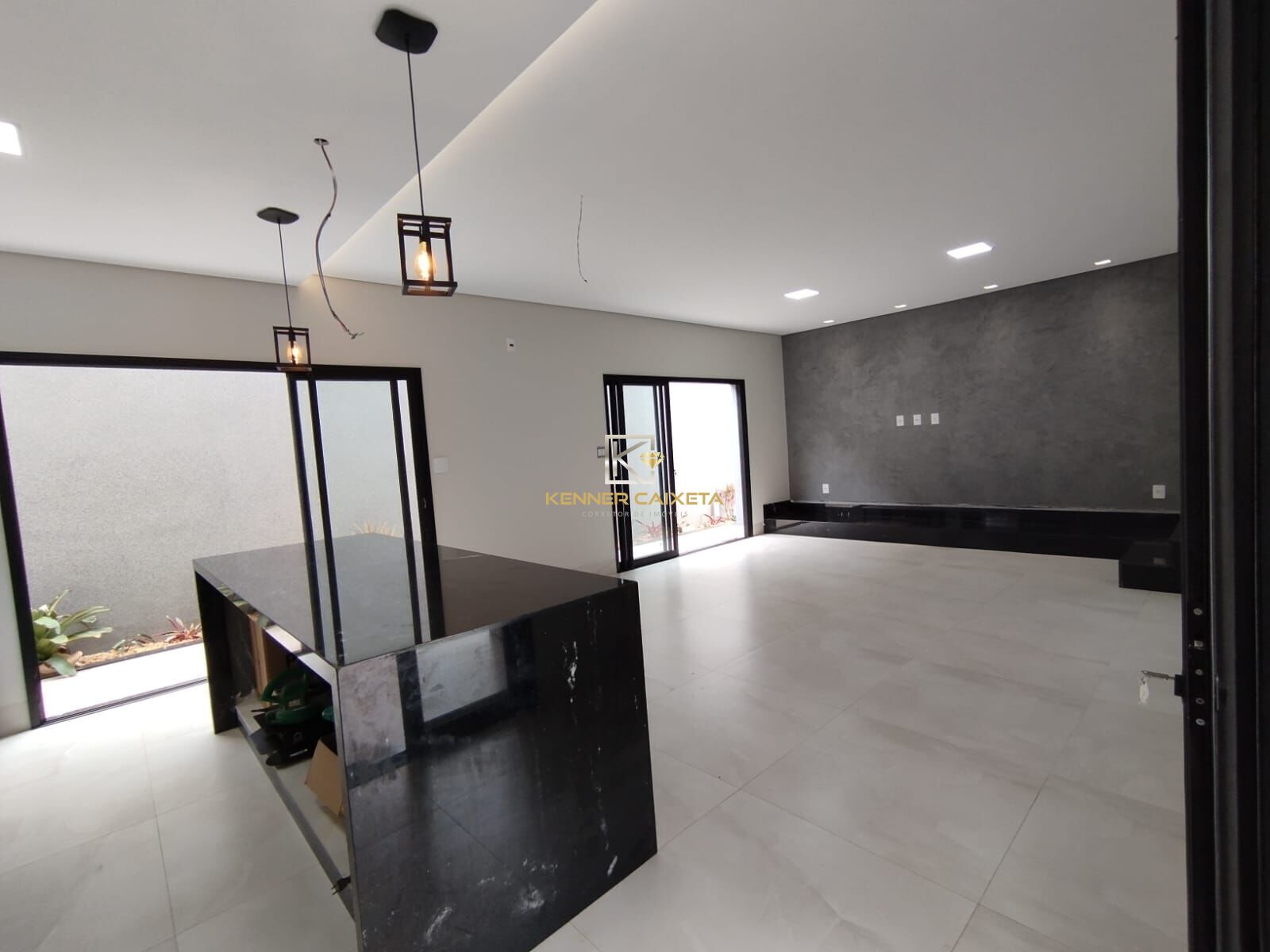 Casa à venda com 3 quartos, 180m² - Foto 3