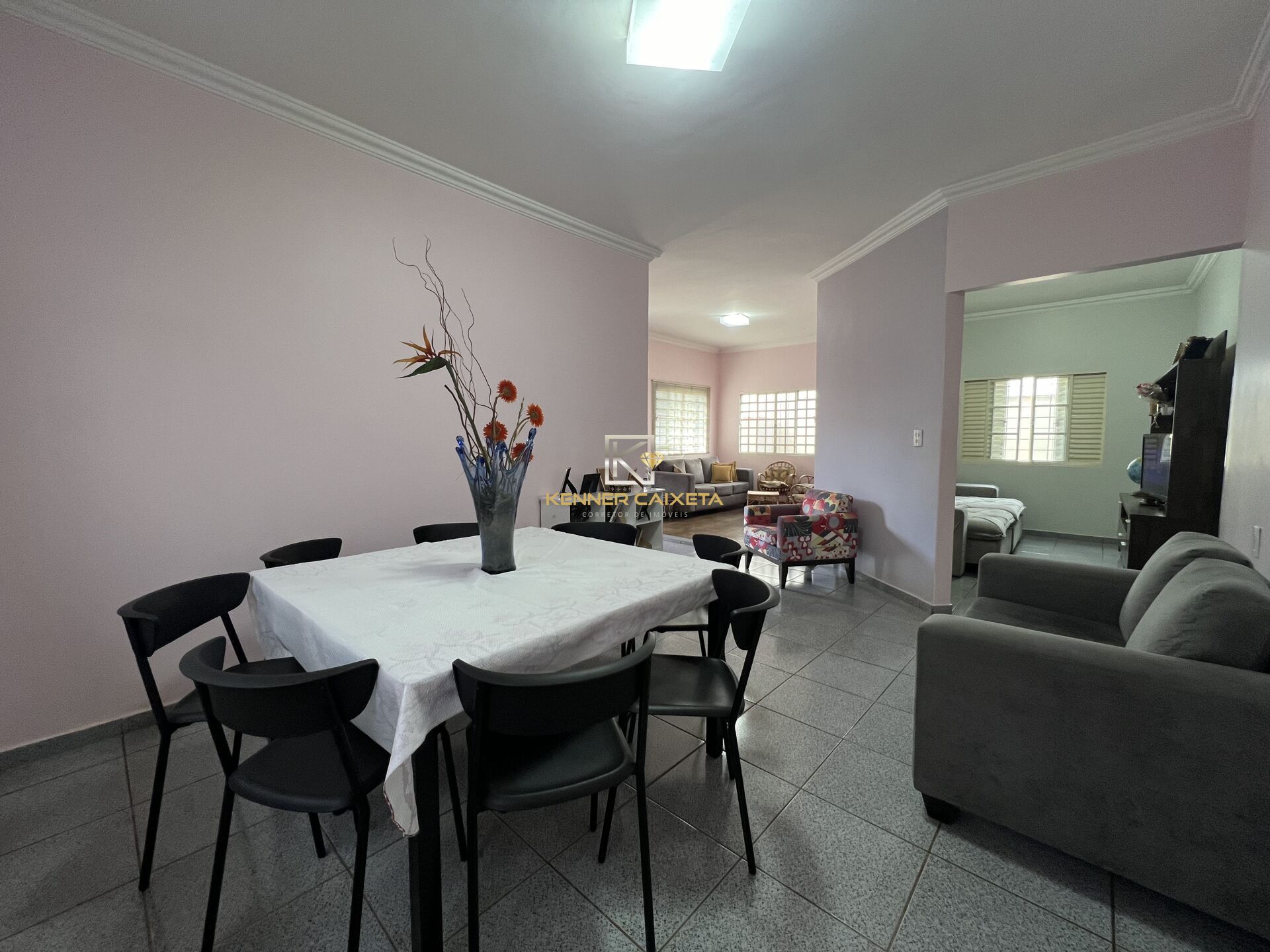 Casa à venda com 4 quartos, 212m² - Foto 16