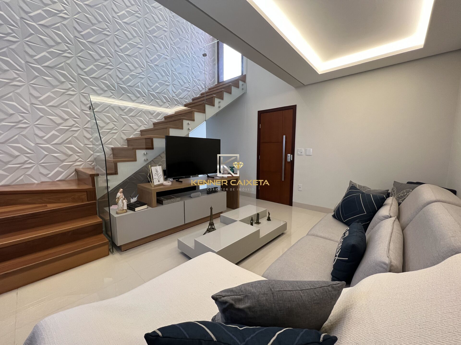 Cobertura, 3 quartos, 202 m² - Foto 1