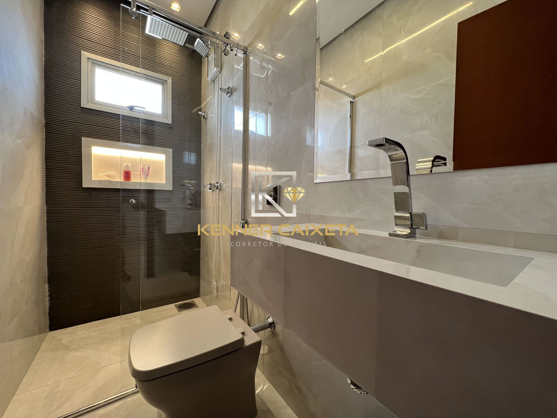 Cobertura, 3 quartos, 202 m² - Foto 14