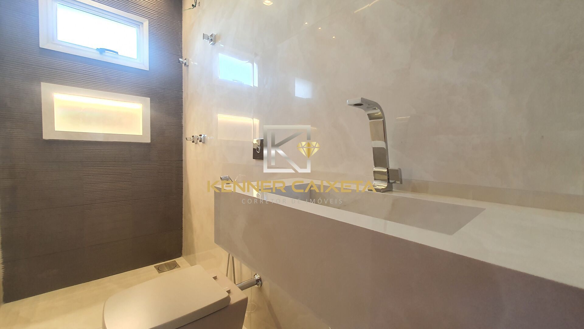 Cobertura, 3 quartos, 202 m² - Foto 12