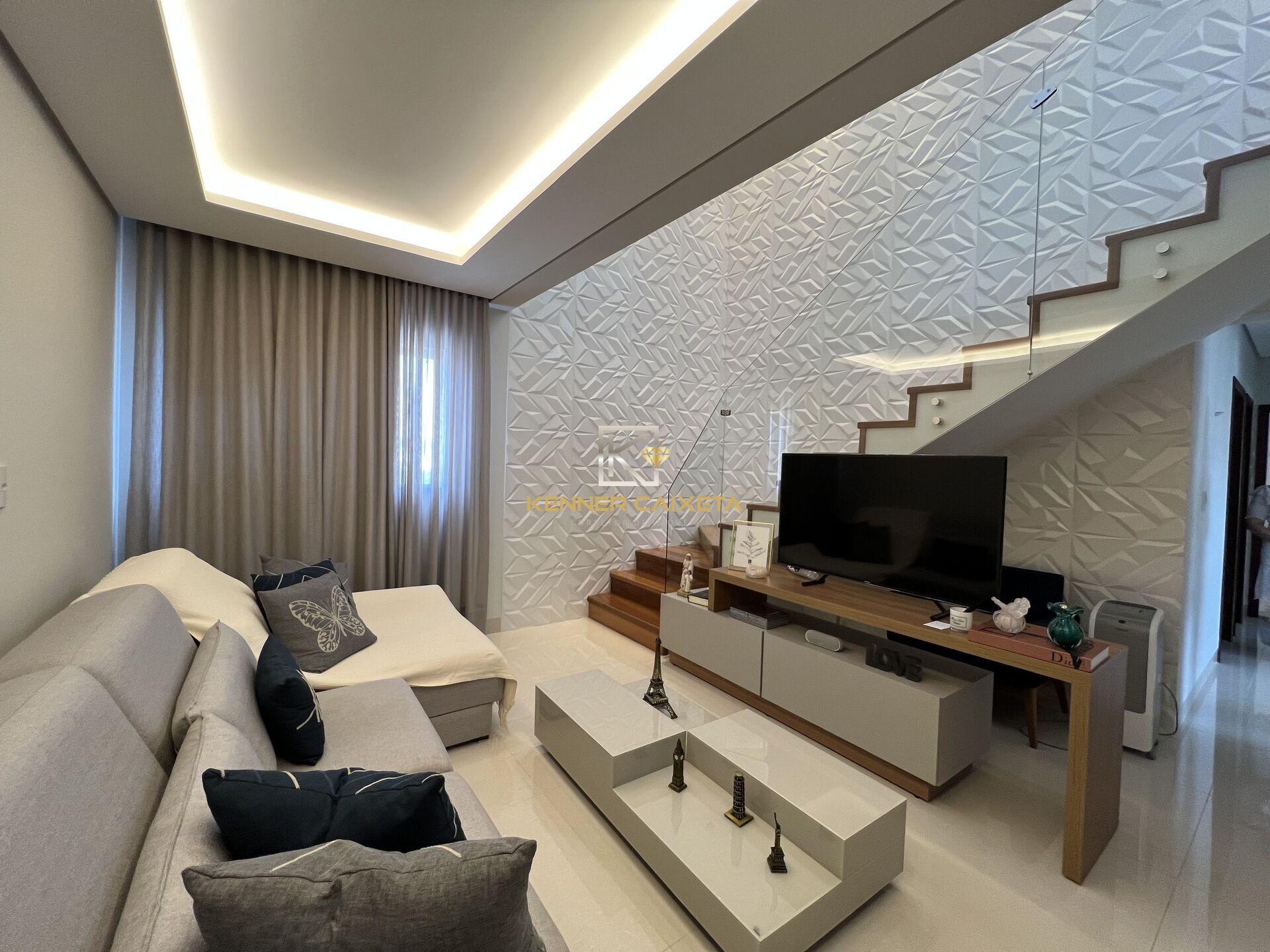 Cobertura, 3 quartos, 202 m² - Foto 4