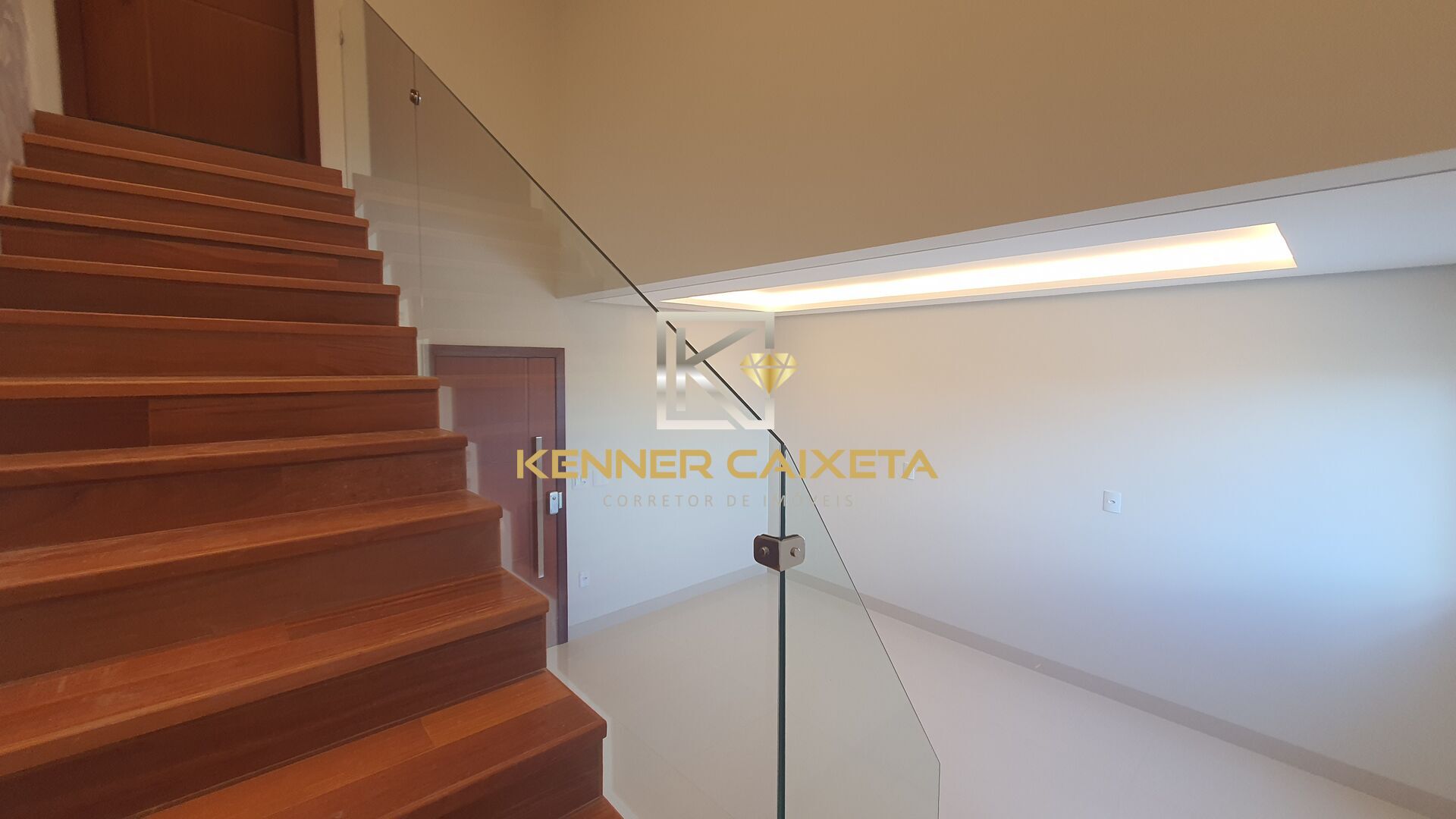 Cobertura, 3 quartos, 202 m² - Foto 5