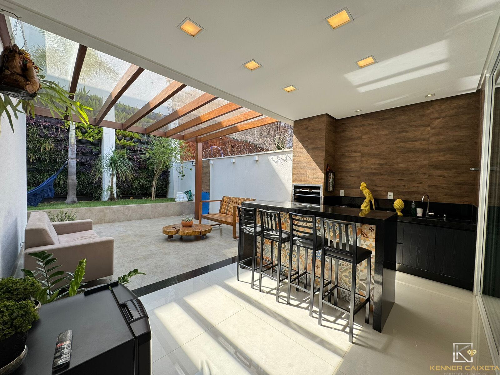 Casa, 3 quartos, 200 m² - Foto 9
