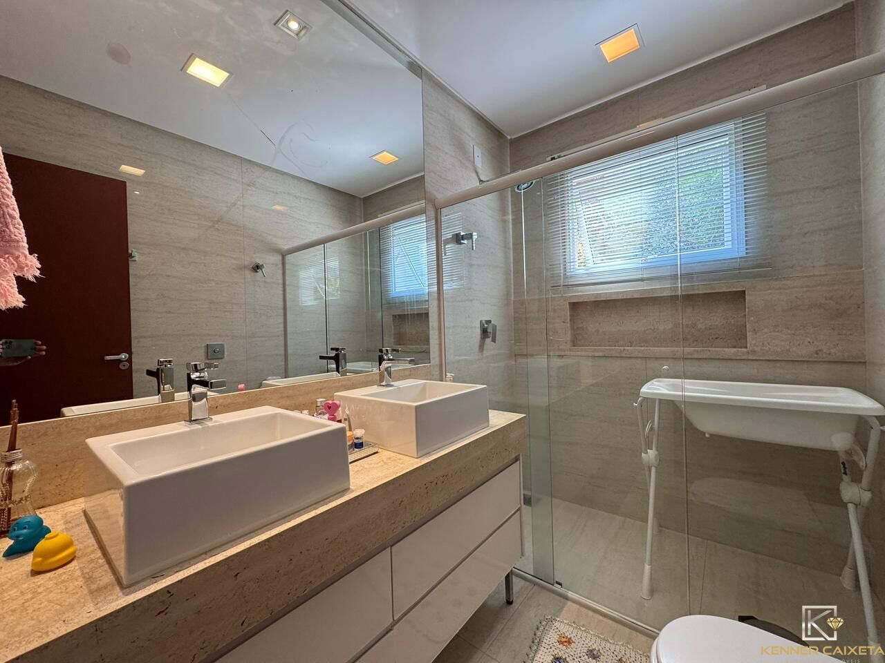 Casa, 3 quartos, 200 m² - Foto 19