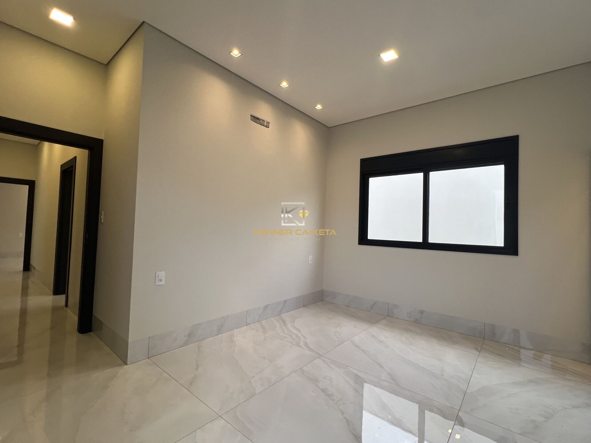 Casa à venda com 3 quartos, 225m² - Foto 14