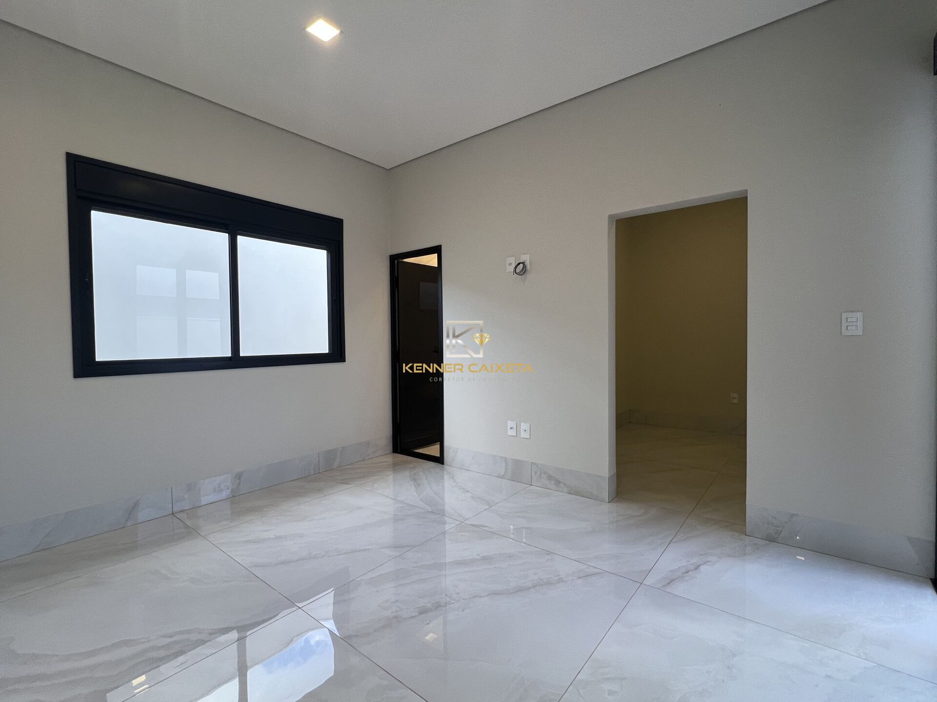 Casa à venda com 3 quartos, 225m² - Foto 11