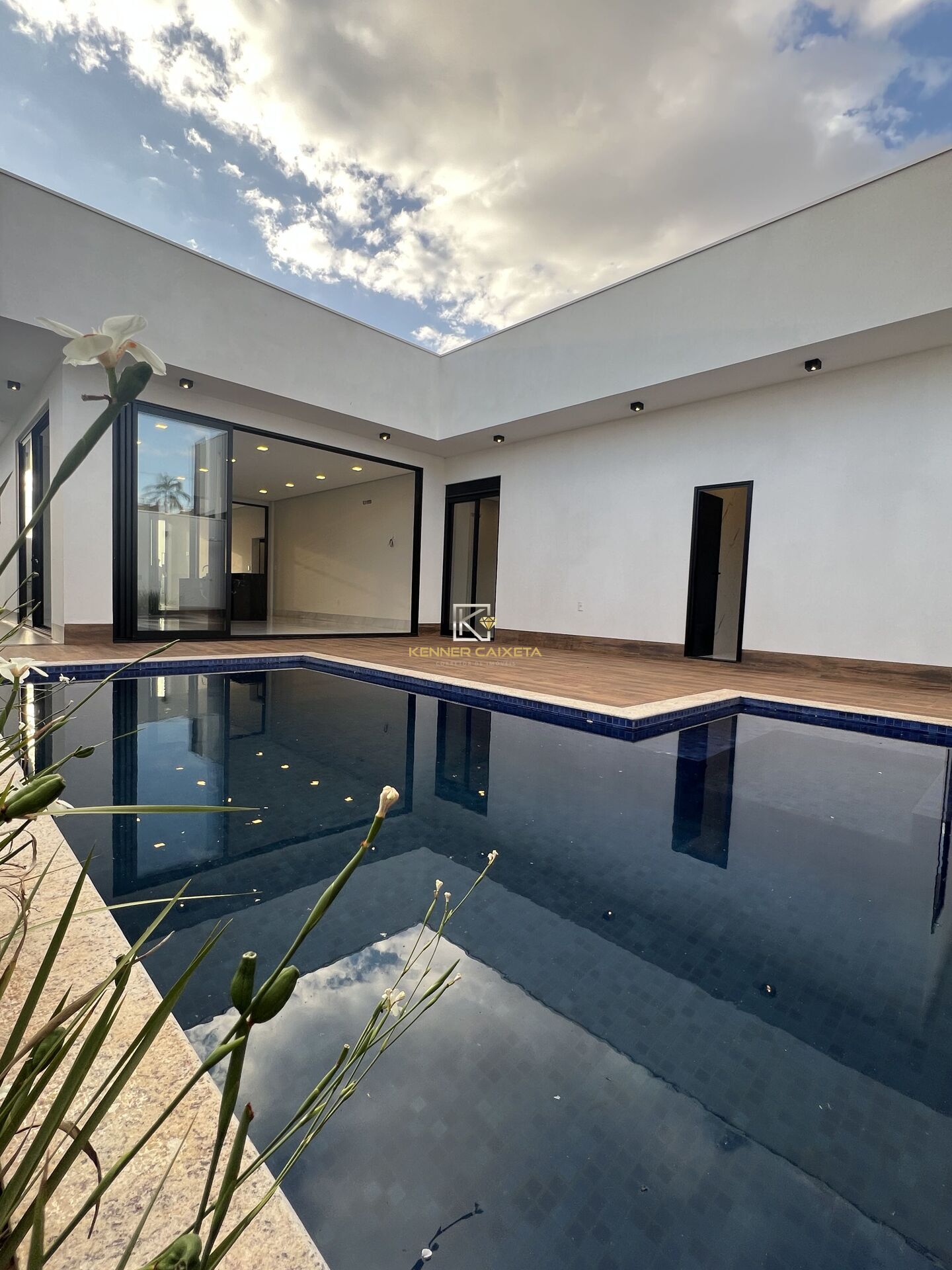 Casa à venda com 3 quartos, 225m² - Foto 21