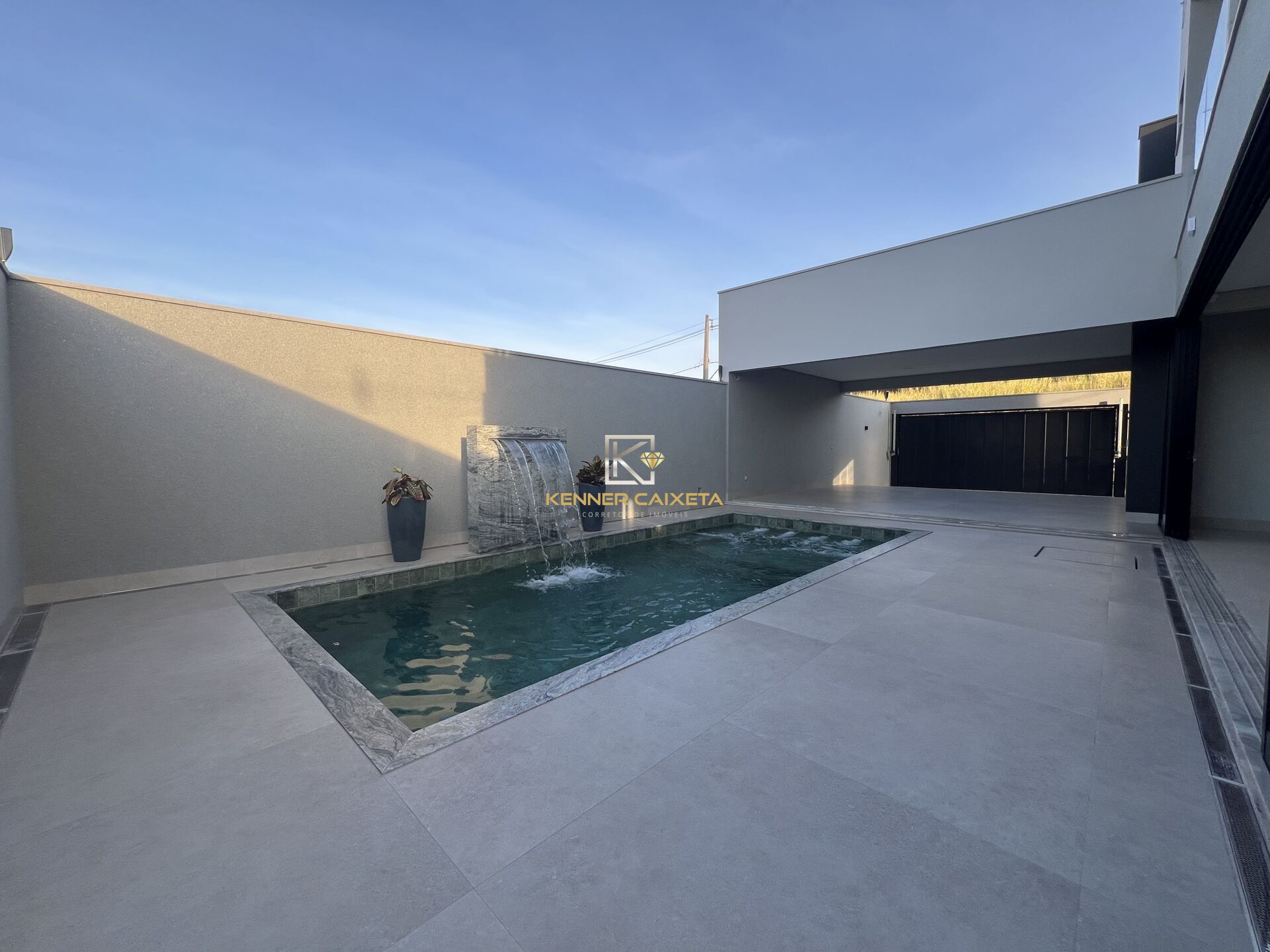 Casa à venda com 4 quartos, 313m² - Foto 23