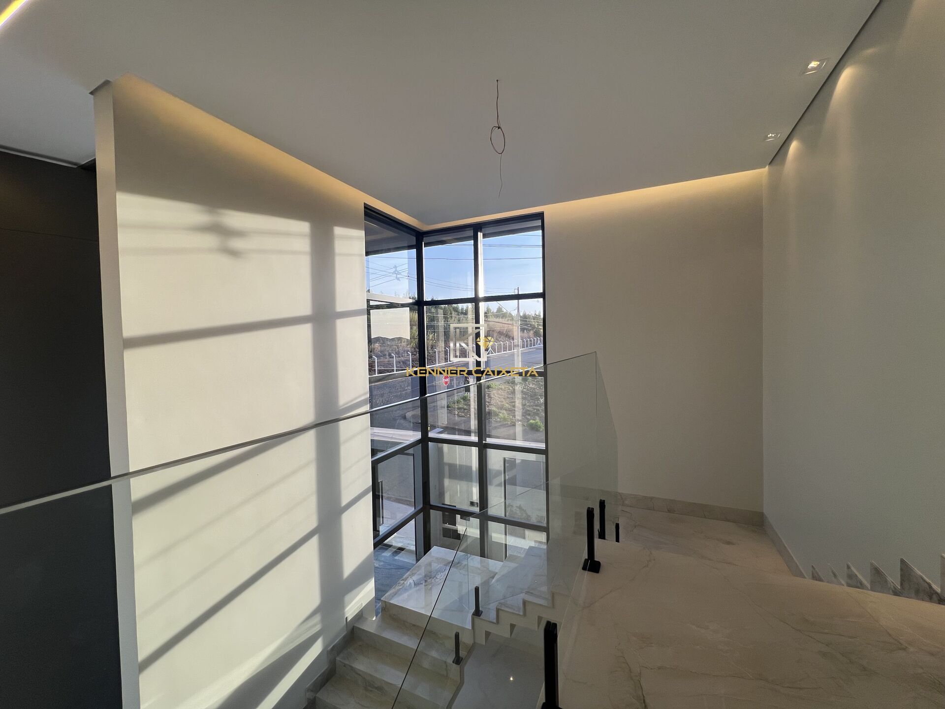 Casa à venda com 4 quartos, 313m² - Foto 25