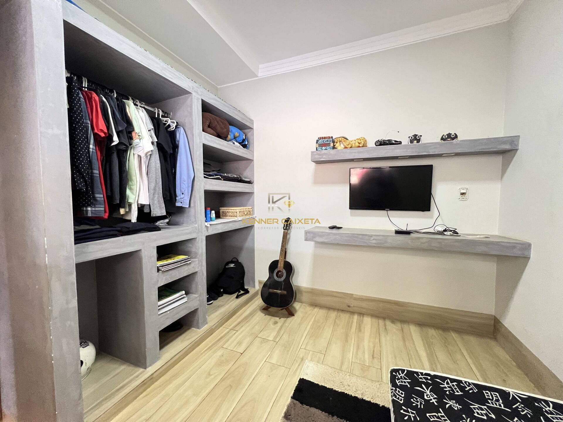 Casa à venda com 5 quartos, 230m² - Foto 7