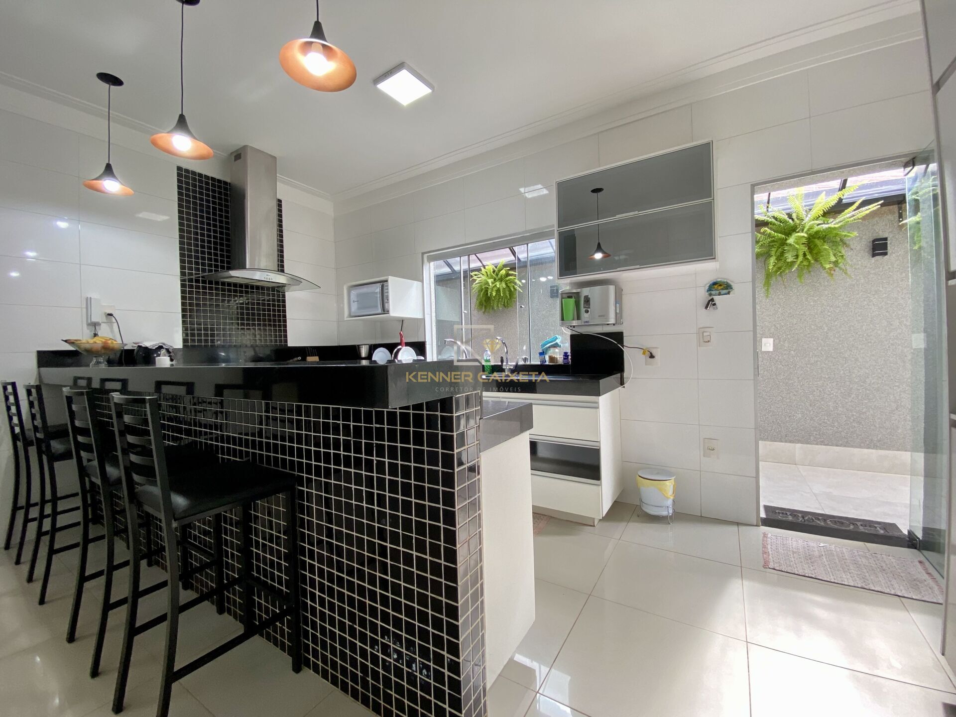 Casa, 3 quartos, 220 m² - Foto 9