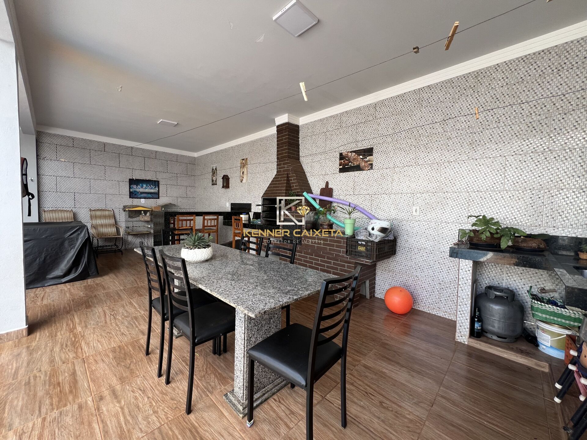 Casa, 3 quartos, 199 m² - Foto 4