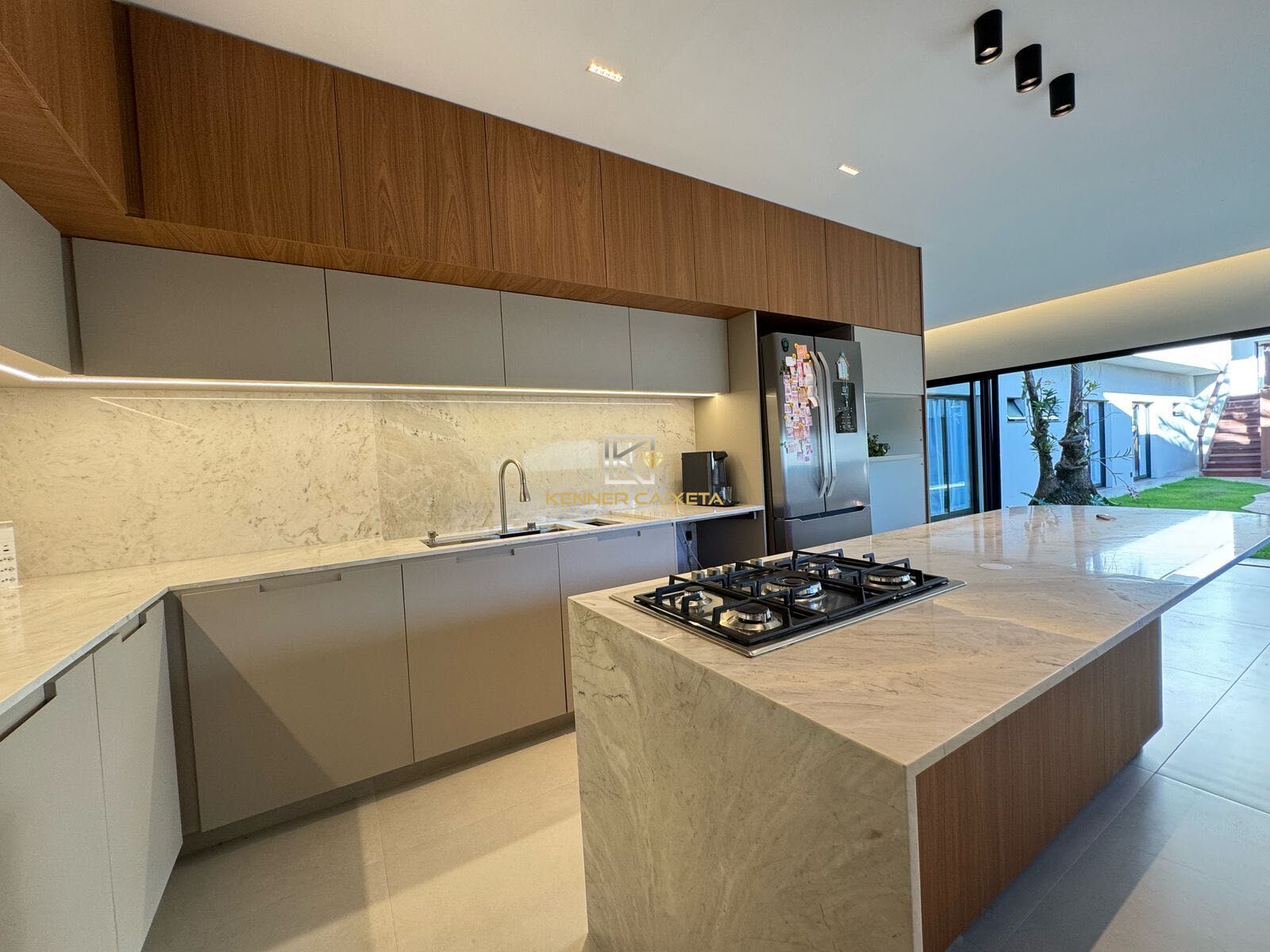 Casa à venda com 3 quartos, 270m² - Foto 21