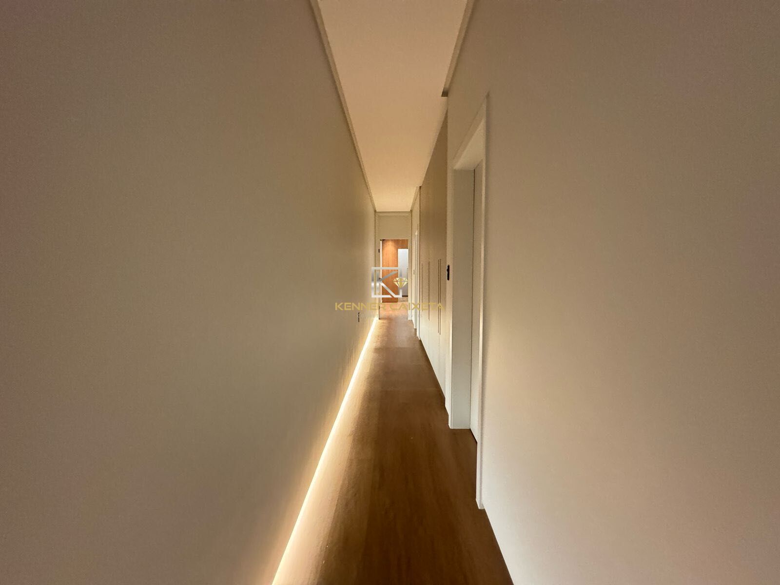 Casa à venda com 3 quartos, 270m² - Foto 27