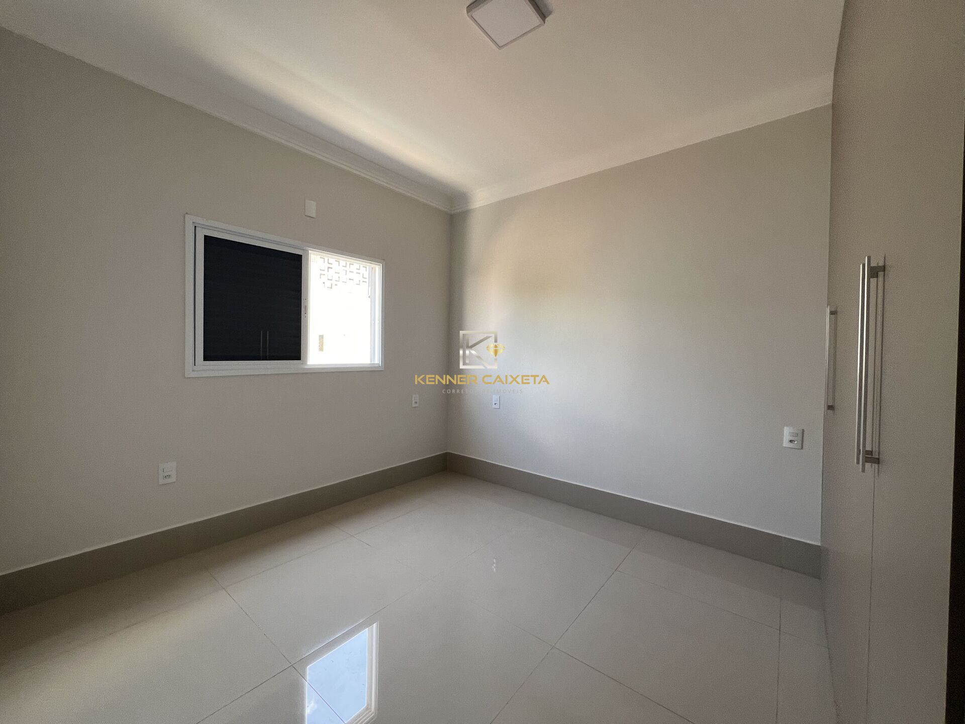 Apartamento à venda com 3 quartos, 100m² - Foto 9