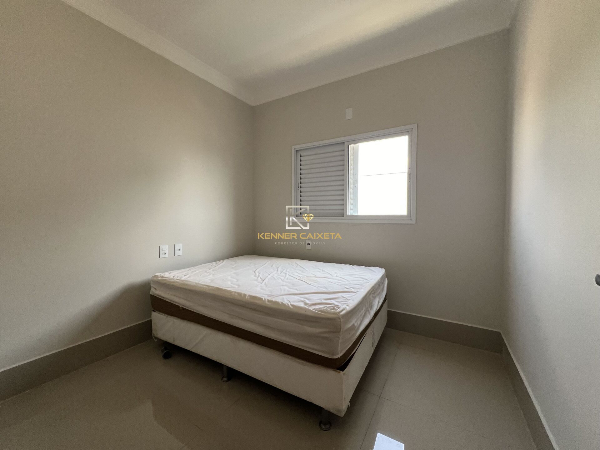 Apartamento à venda com 3 quartos, 100m² - Foto 12