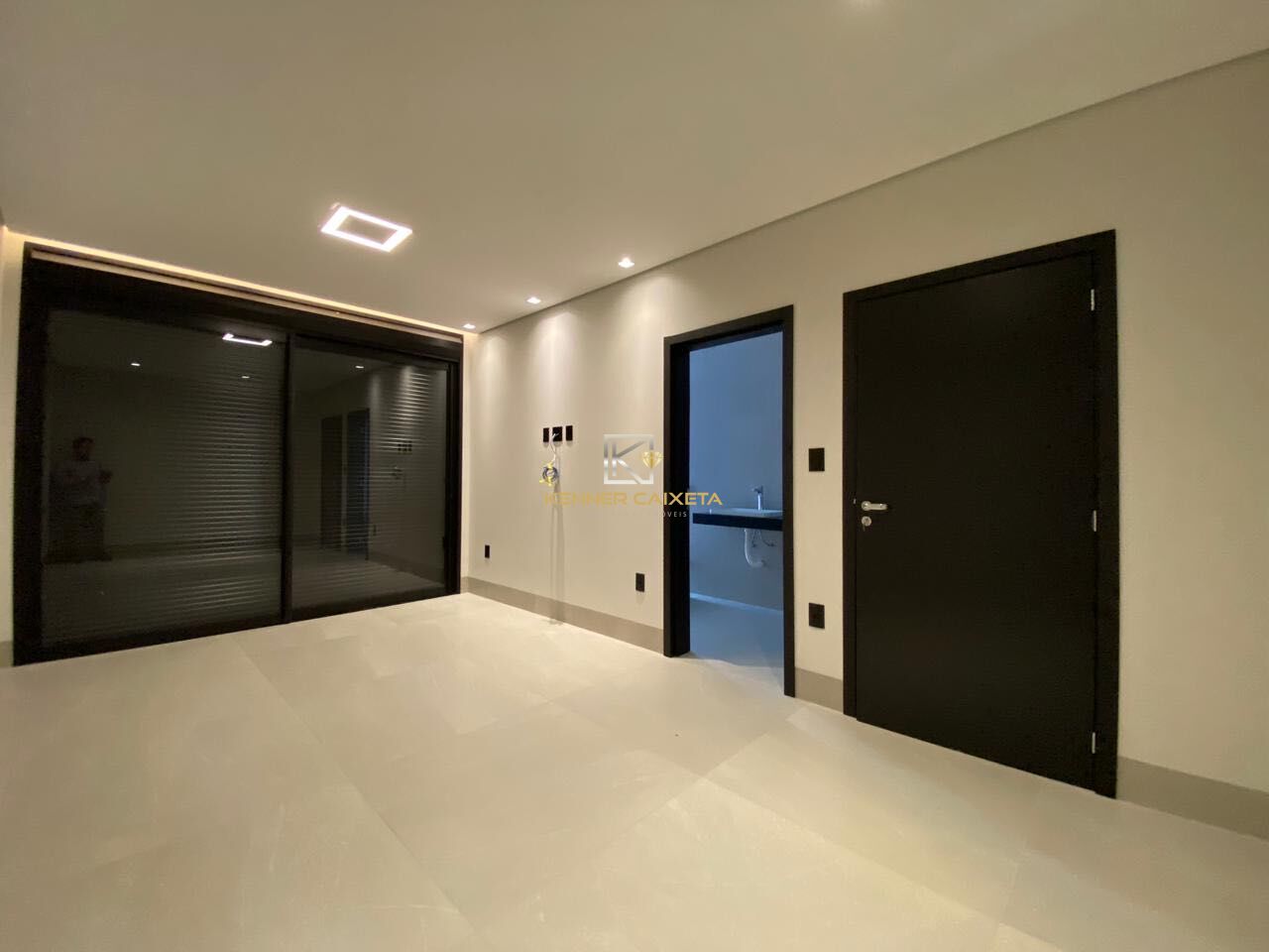 Casa à venda com 3 quartos, 210m² - Foto 10